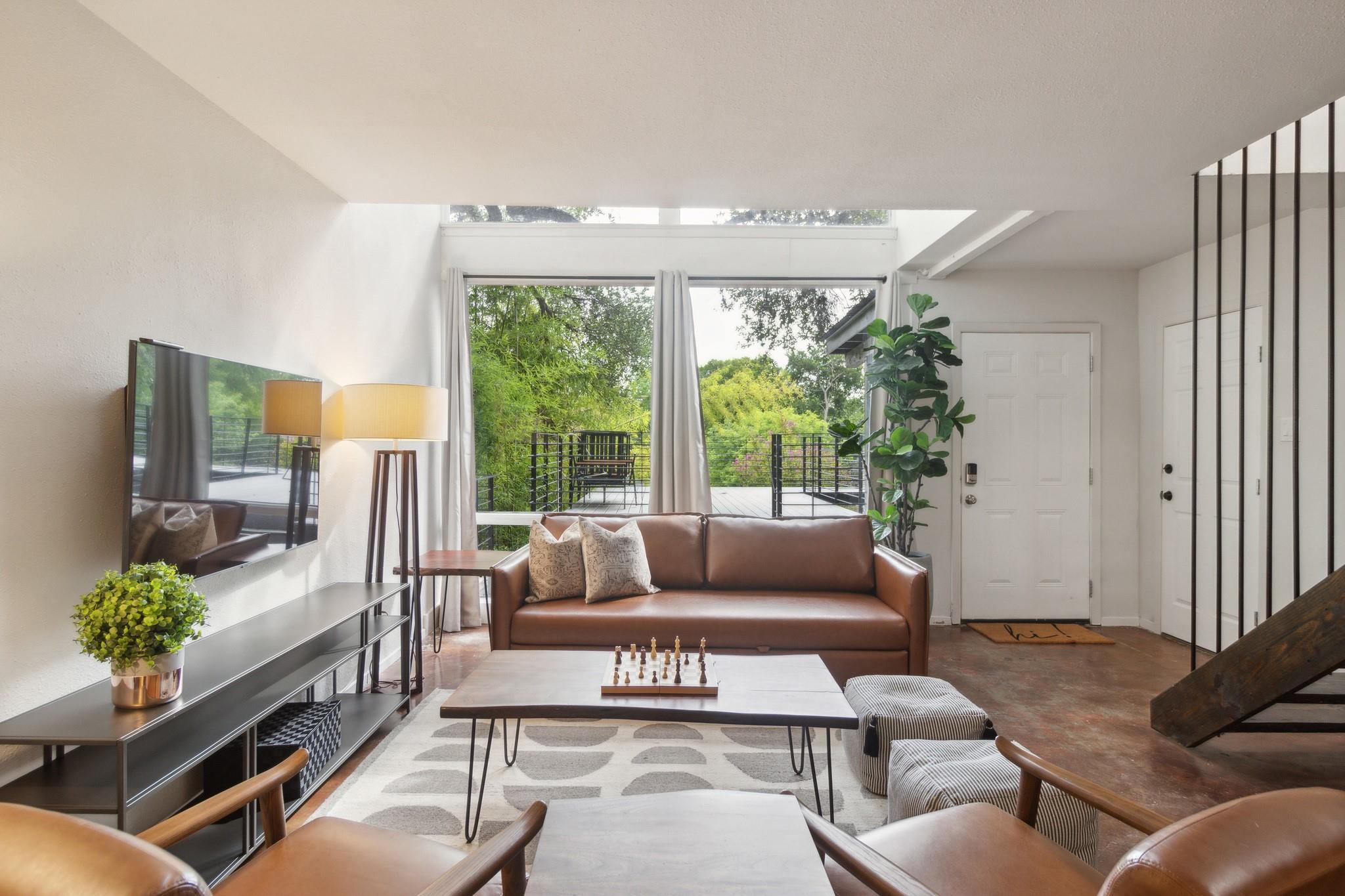 1501 Rockdale Cir # B, Austin, TX 78704