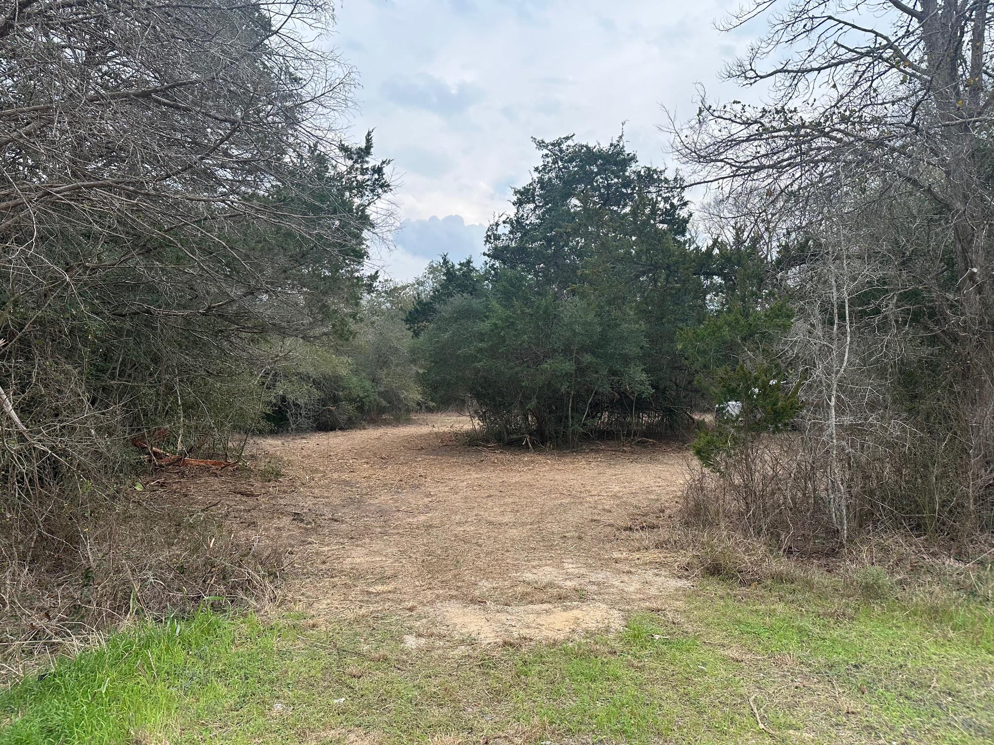 303 FM 609 Rd, Flatonia, TX 78941