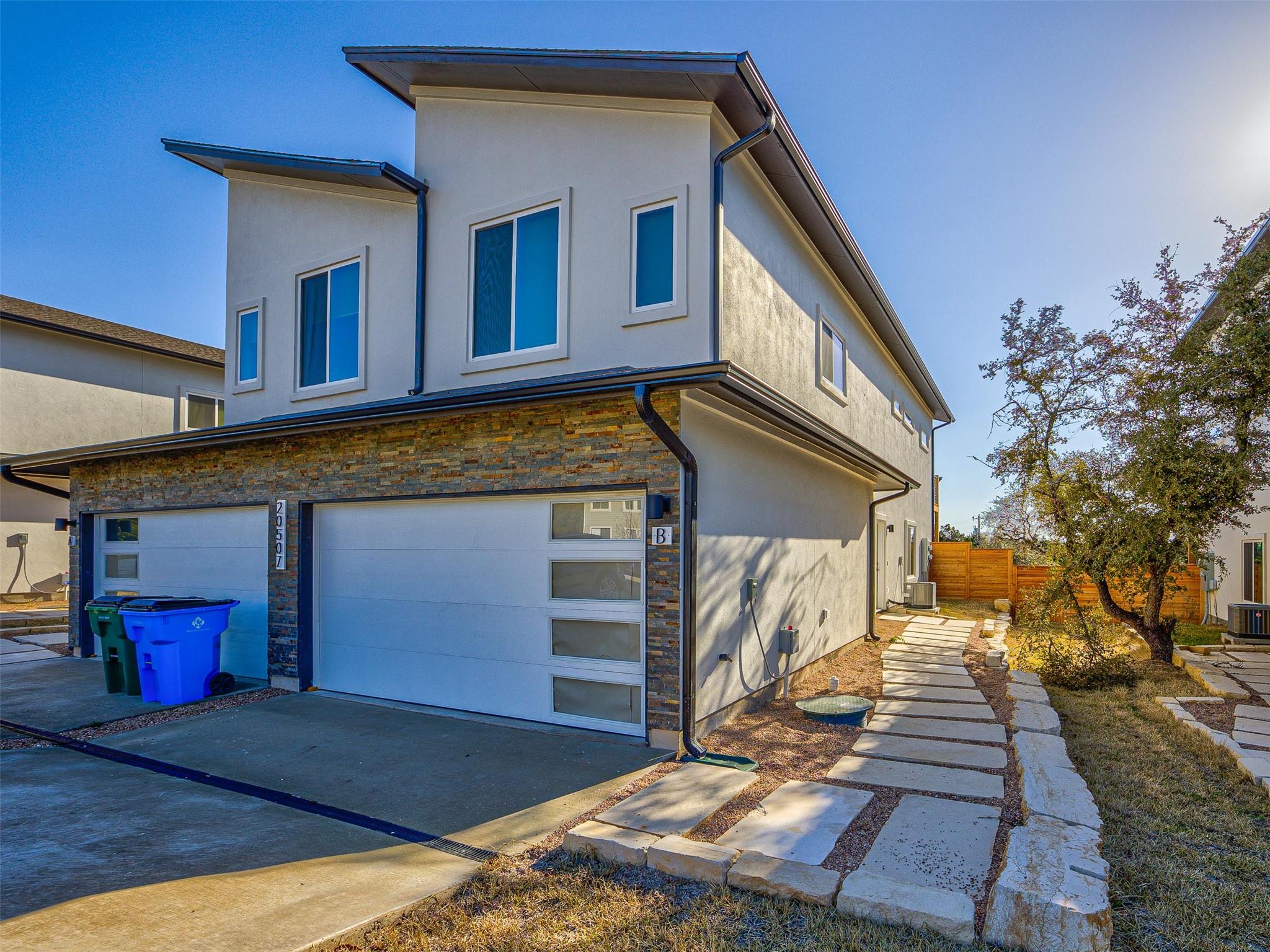 20507 Bonanza St # A, Lago Vista, TX 78645