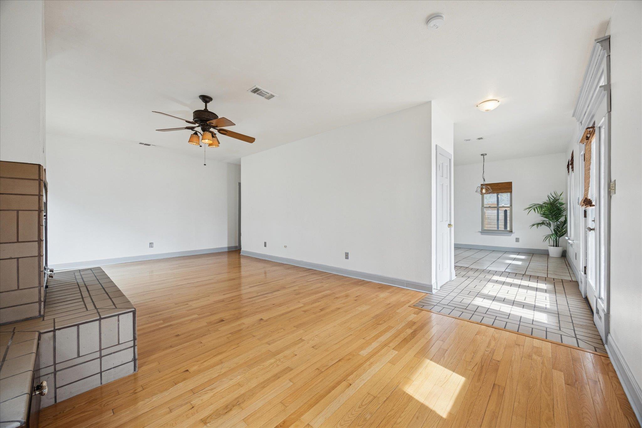 13918 Hummingbird Ln, Austin, TX 78732