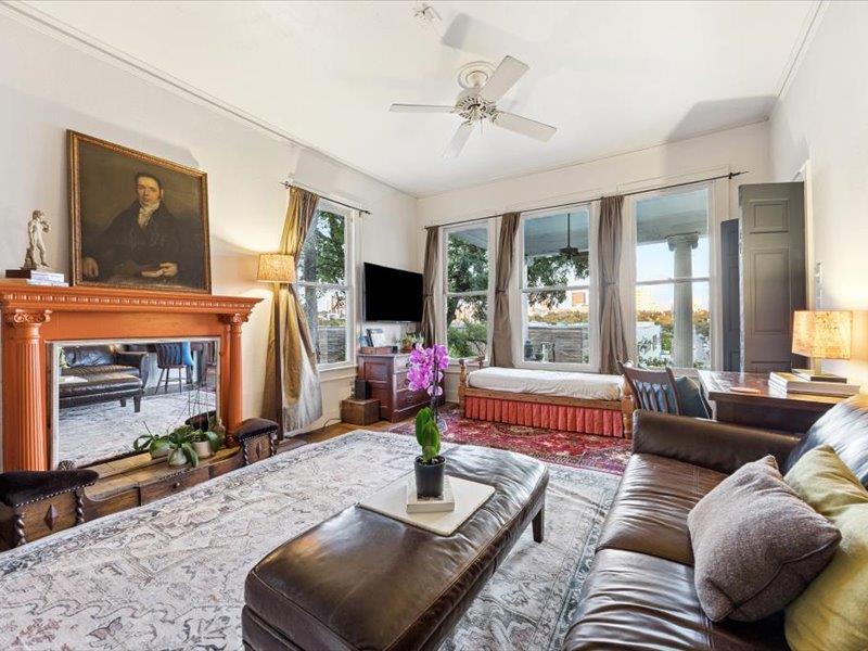 1000 Baylor St, Austin, TX 78703