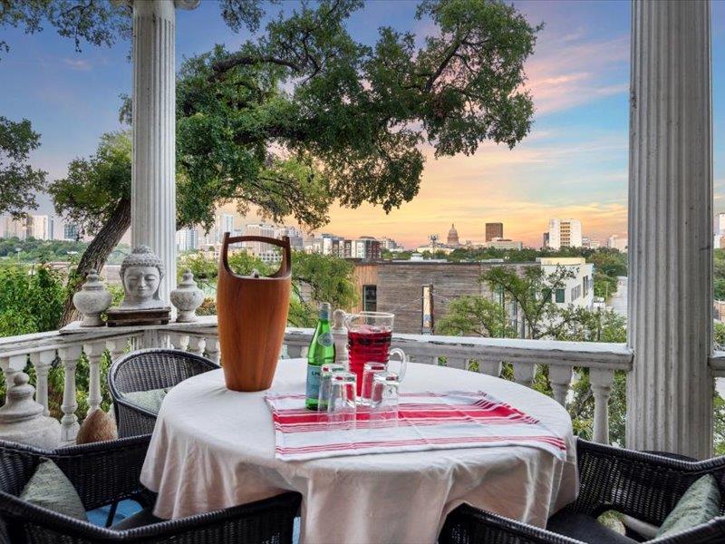 1000 Baylor St, Austin, TX 78703