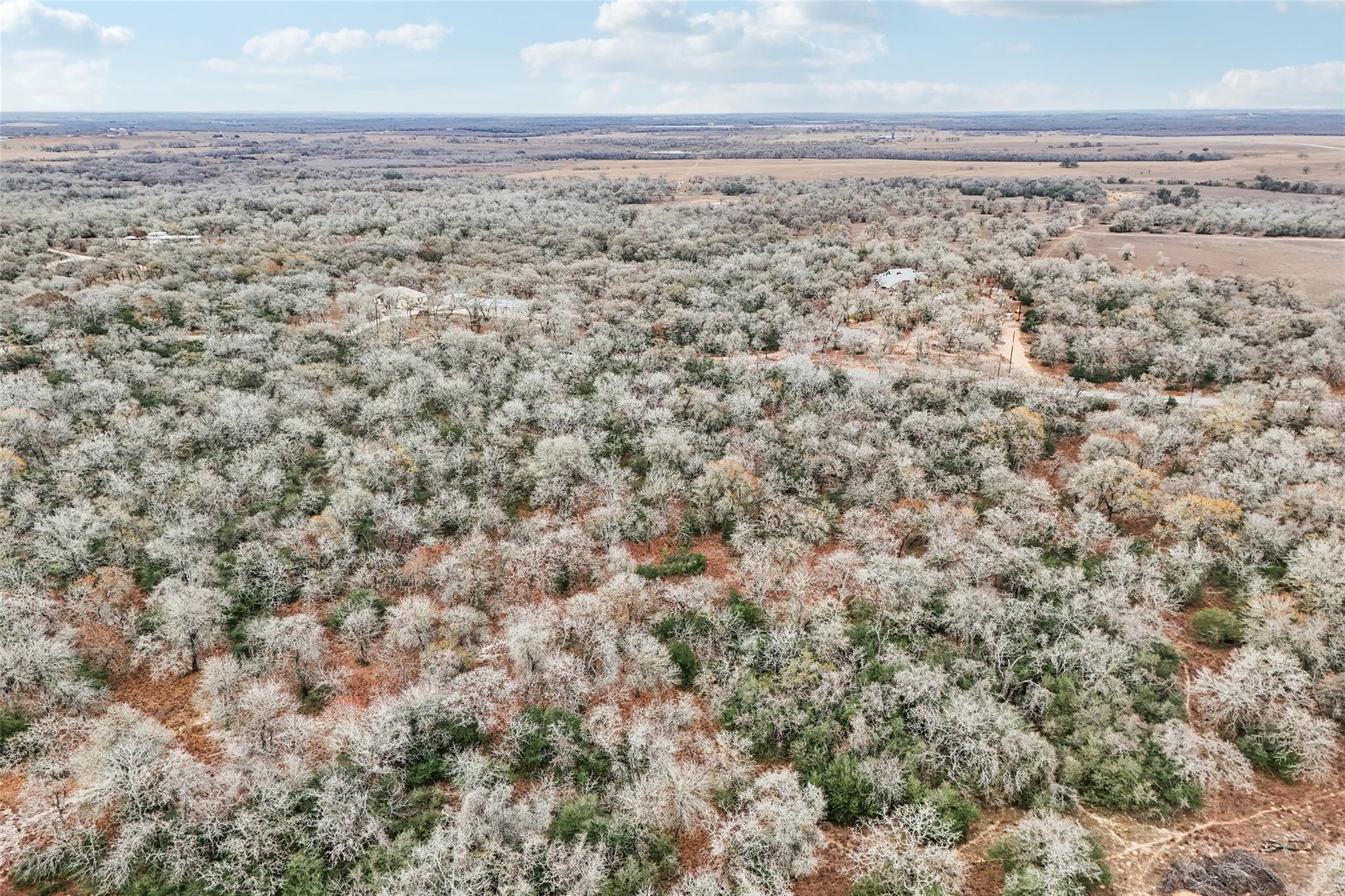 0000 Flash Cir, Luling, TX 78648