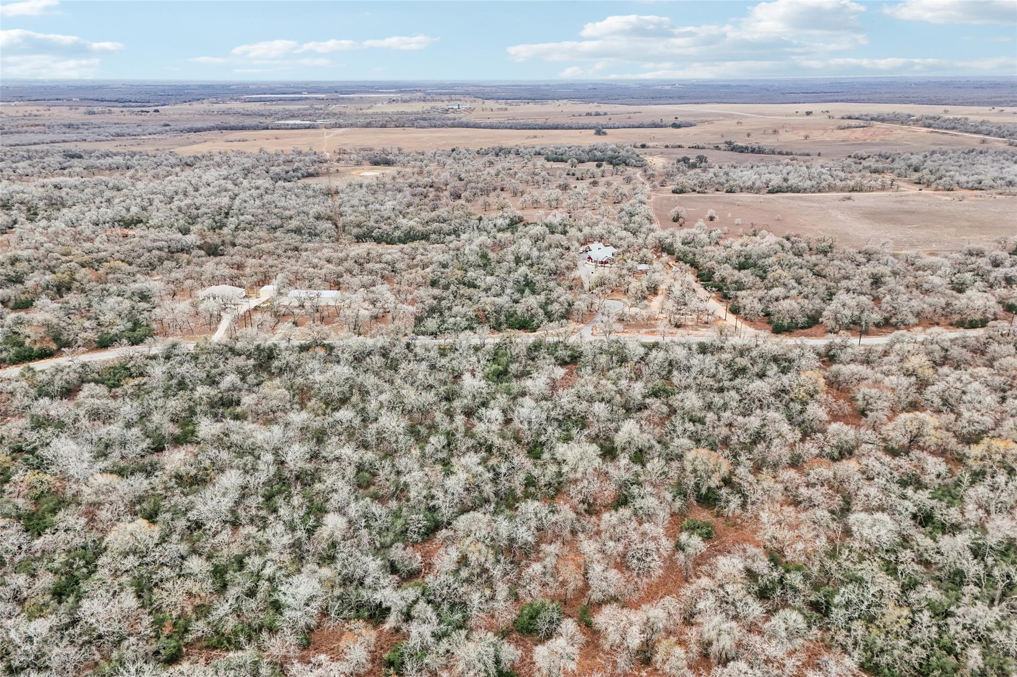 0000 Flash Cir, Luling, TX 78648