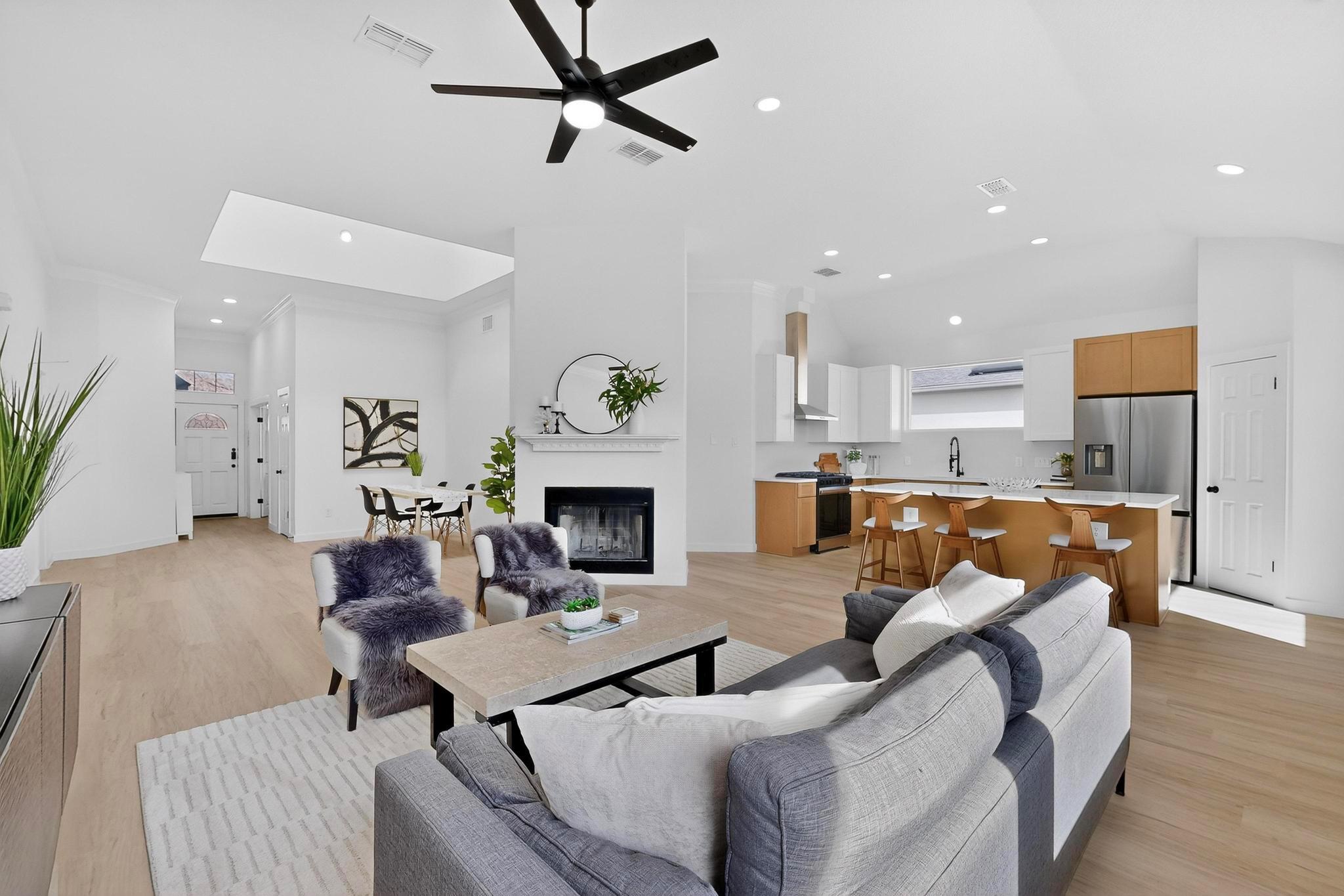 15217 Natural Spring Way, Austin, TX 78728