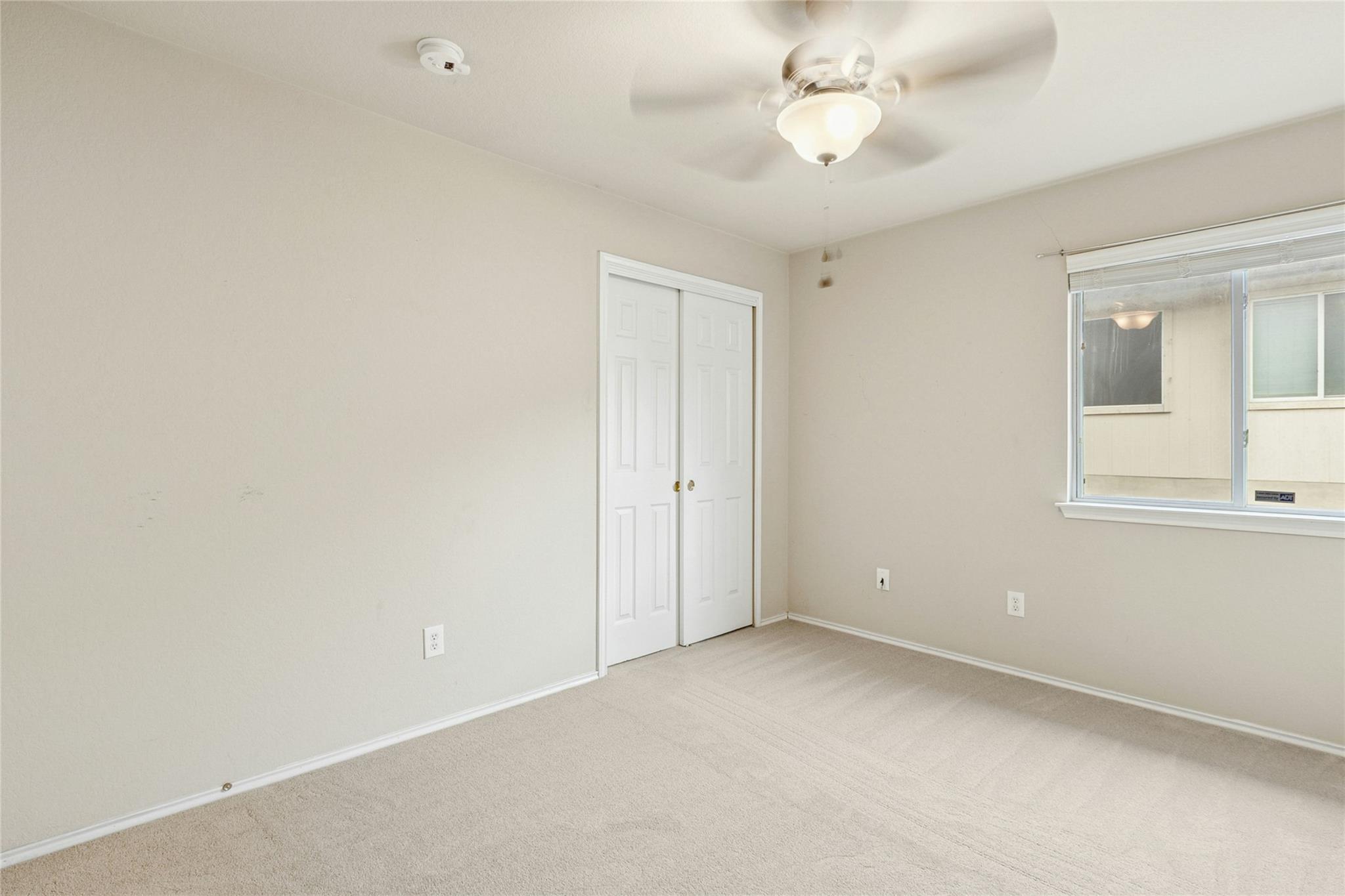 386 Paddington Dr, Kyle, TX 78640