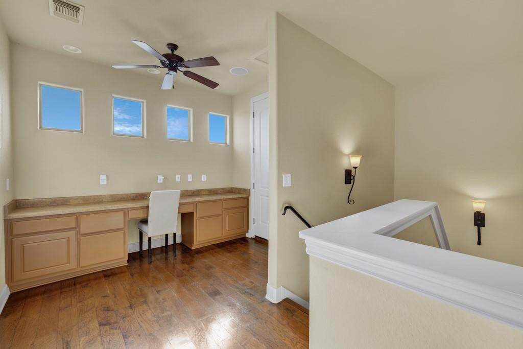 1745 Lakeside Dr W, Canyon Lake, TX 78133