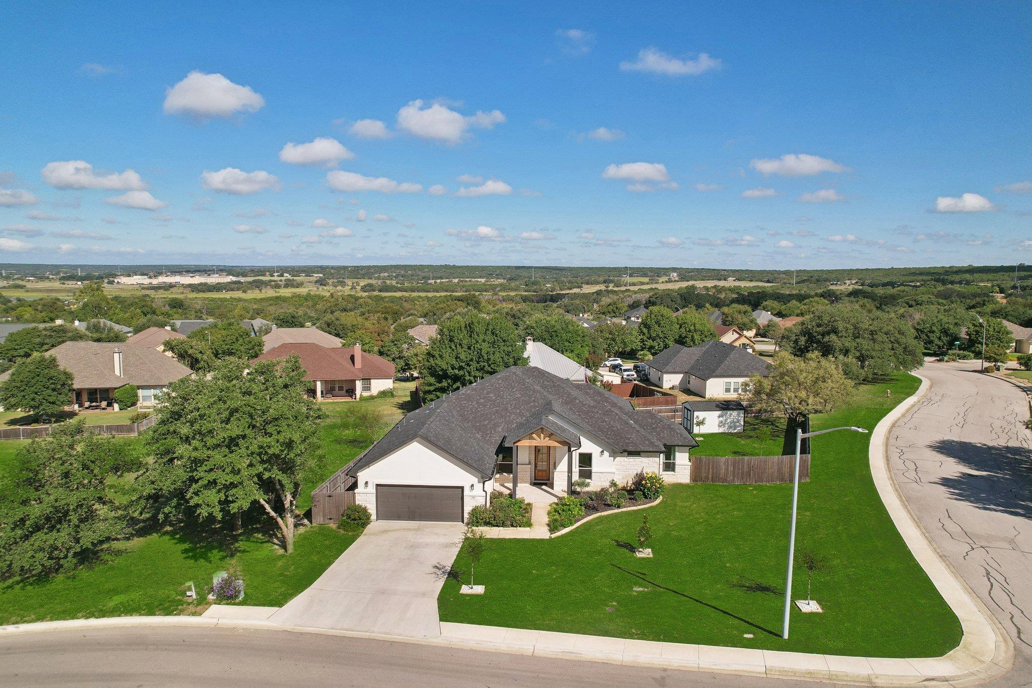 100 Colby Canyon Dr, Burnet, TX 78611