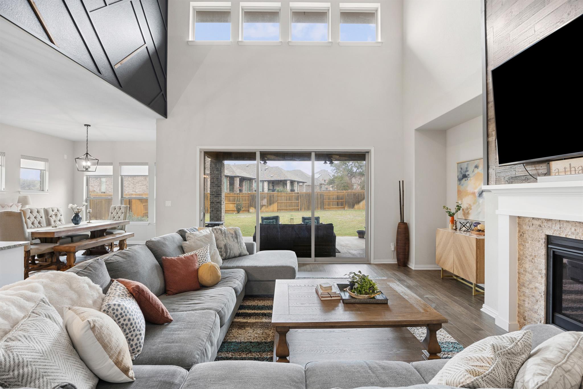 614 Painted Creek Way, Kyle, TX 78640