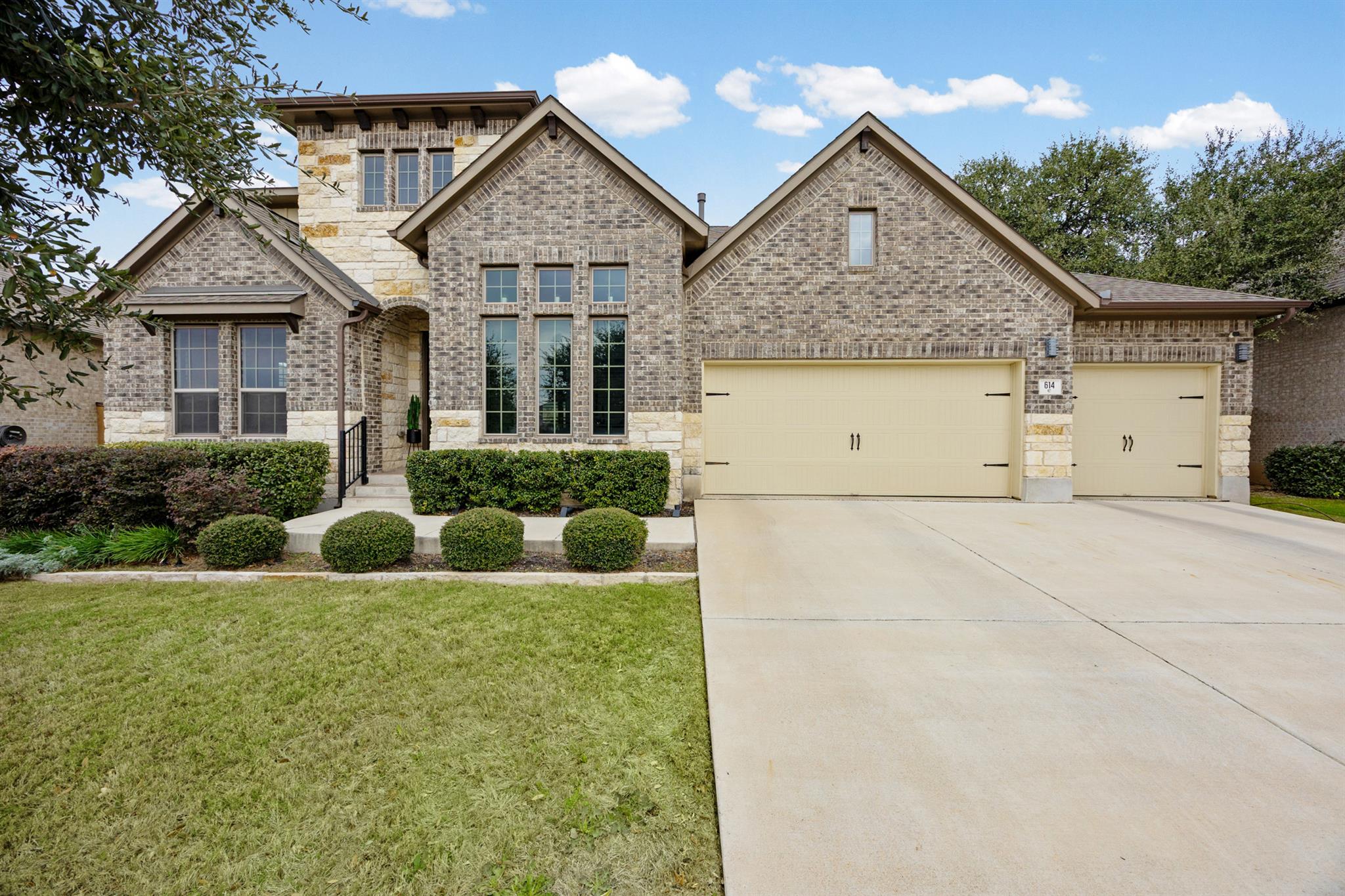 614 Painted Creek Way, Kyle, TX 78640