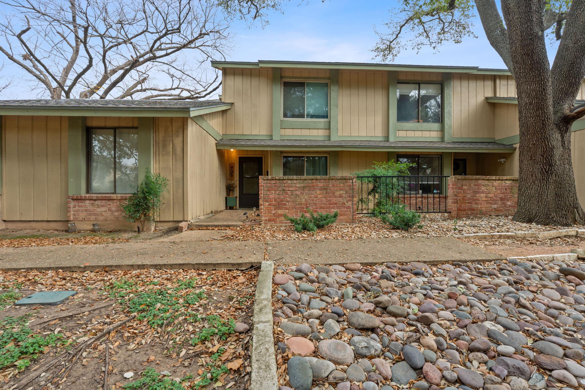 905 Silver Quail Ln, Austin, TX 78758