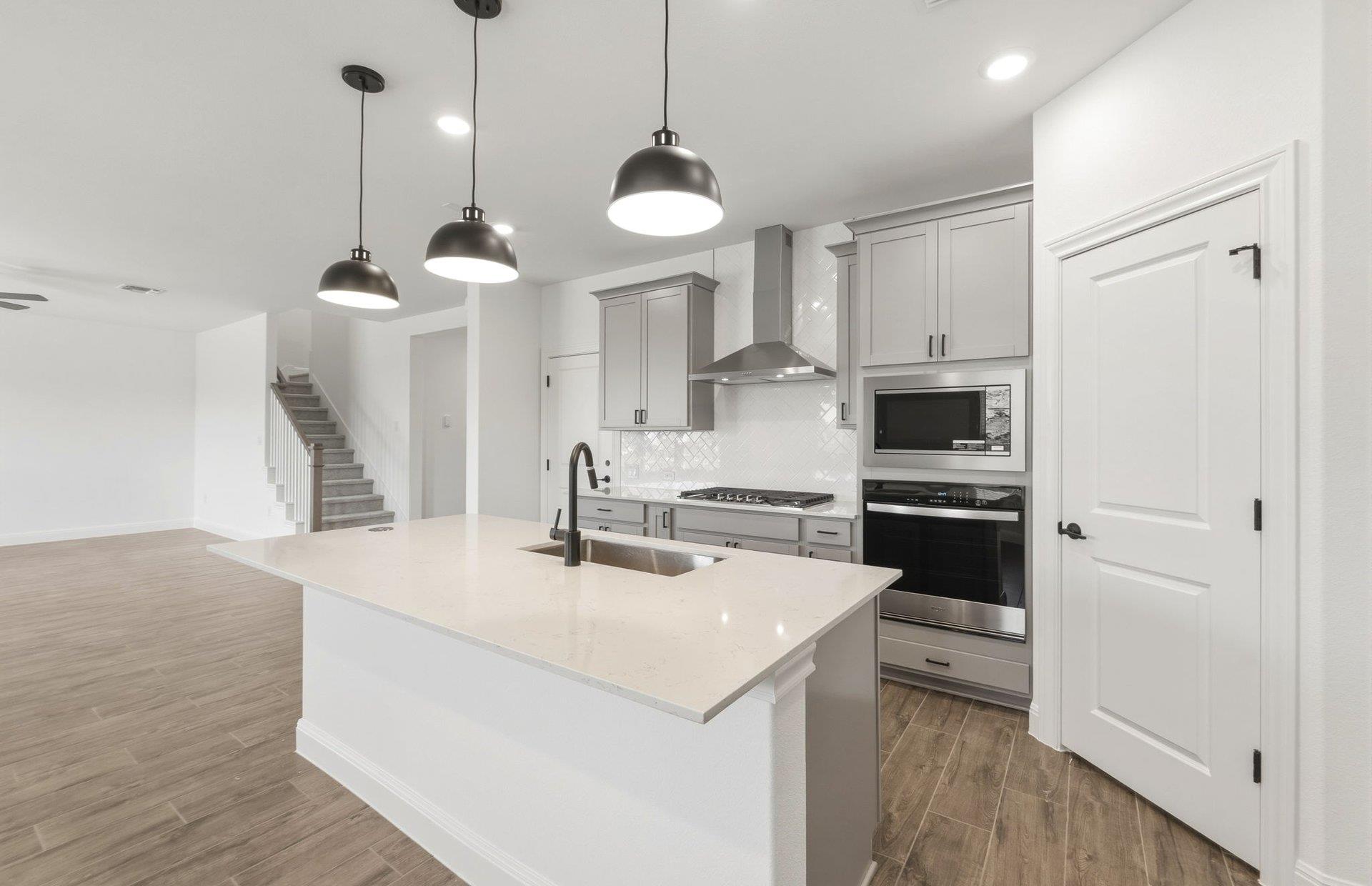 13313 Cerro Castellan Trce, Manor, TX 78653