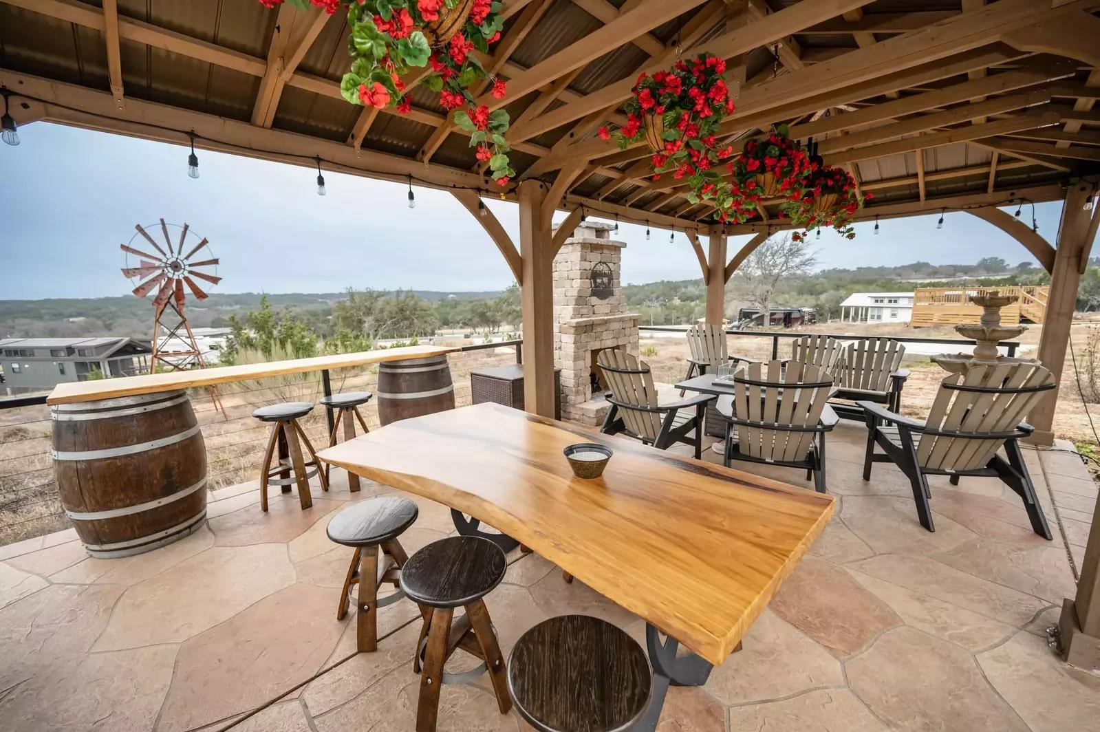 5386 Ranch Road 1376 Rd # 174, Fredericksburg, TX 78624
