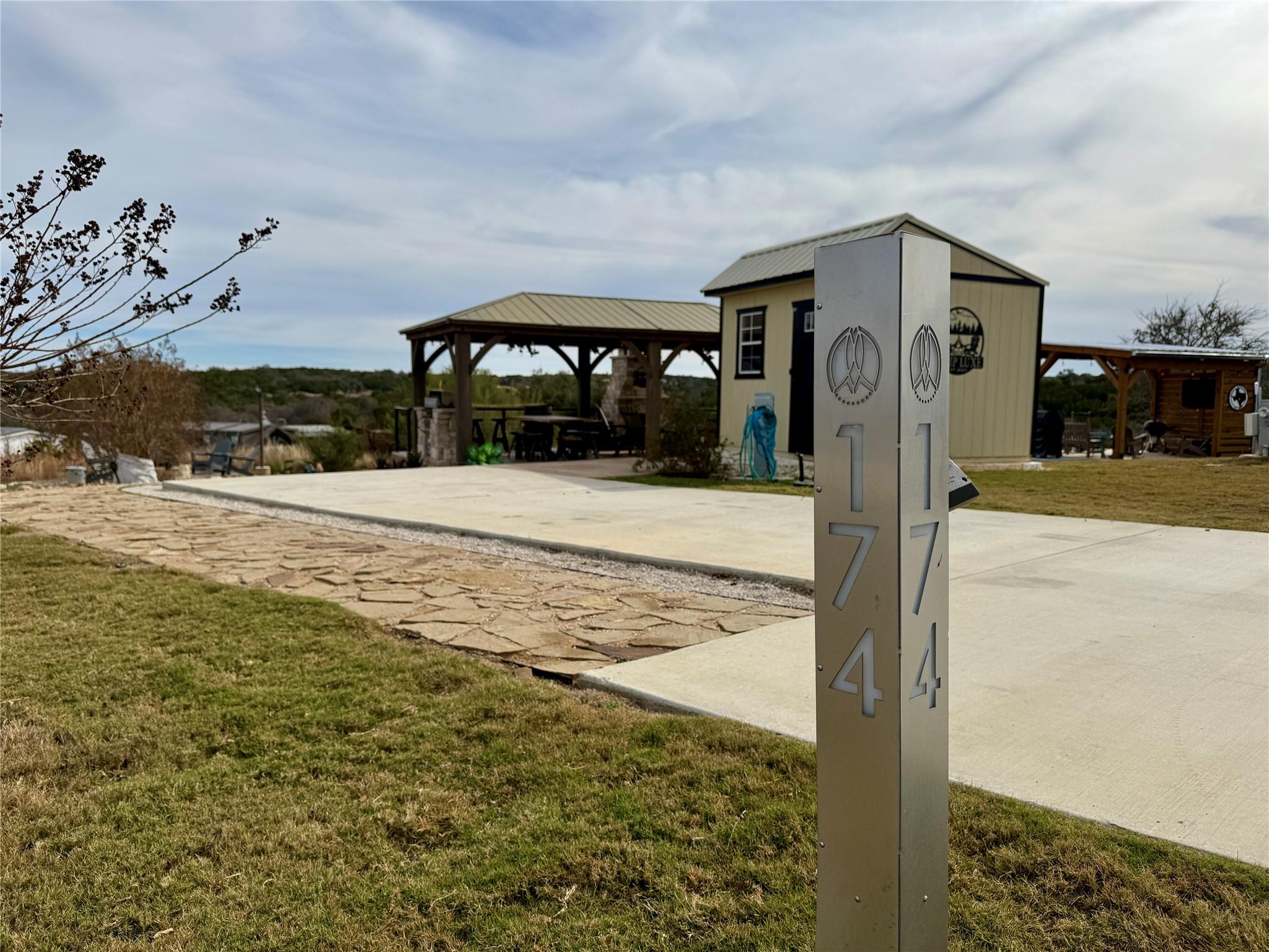 5386 Ranch Road 1376 Rd # 174, Fredericksburg, TX 78624