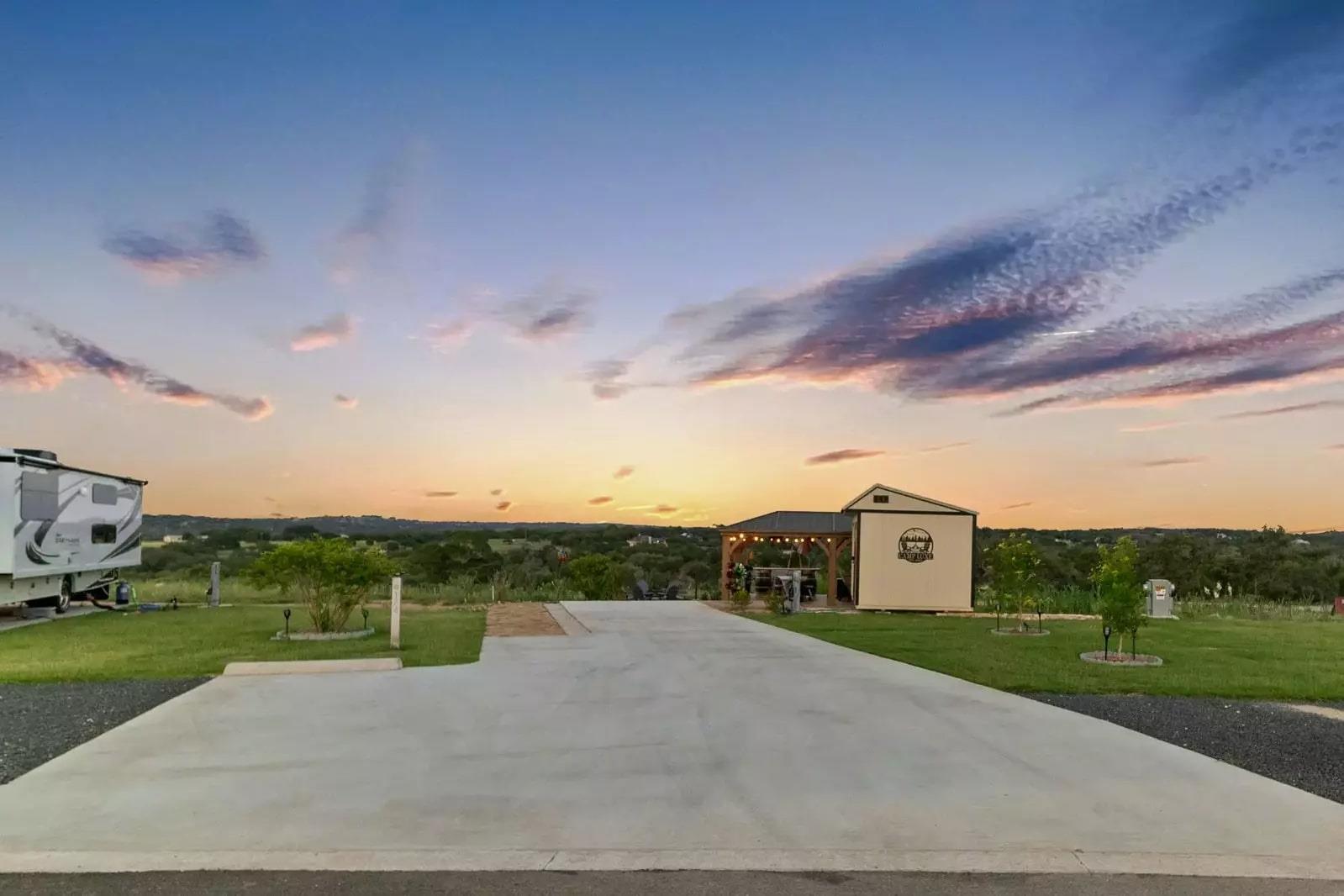 5386 Ranch Road 1376 Rd # 174, Fredericksburg, TX 78624