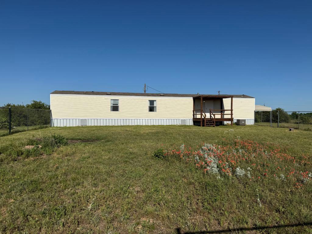 538 Cottletown Rd, Smithville, TX 78957