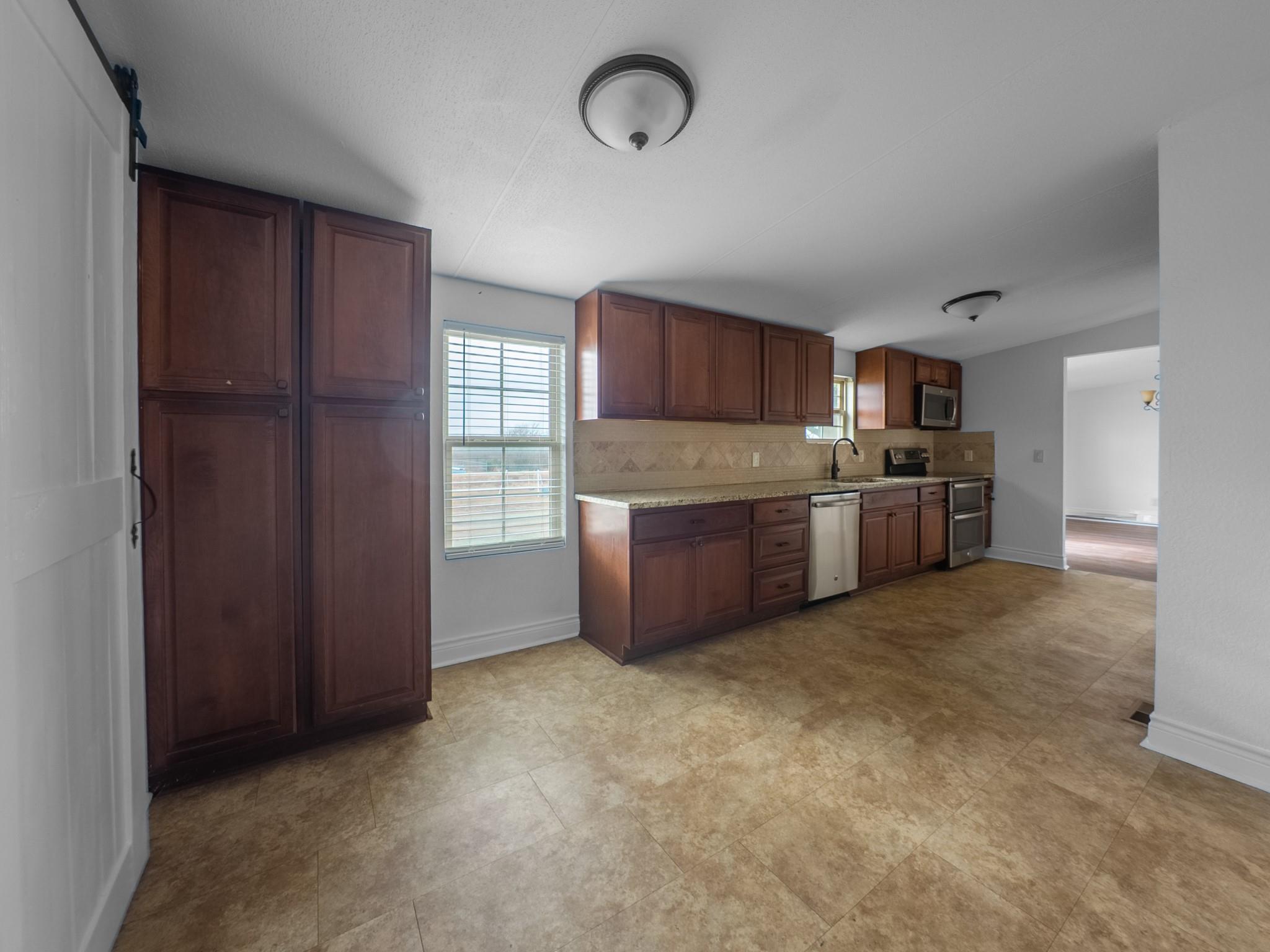 1725 Fm 972, Georgetown, TX 78626