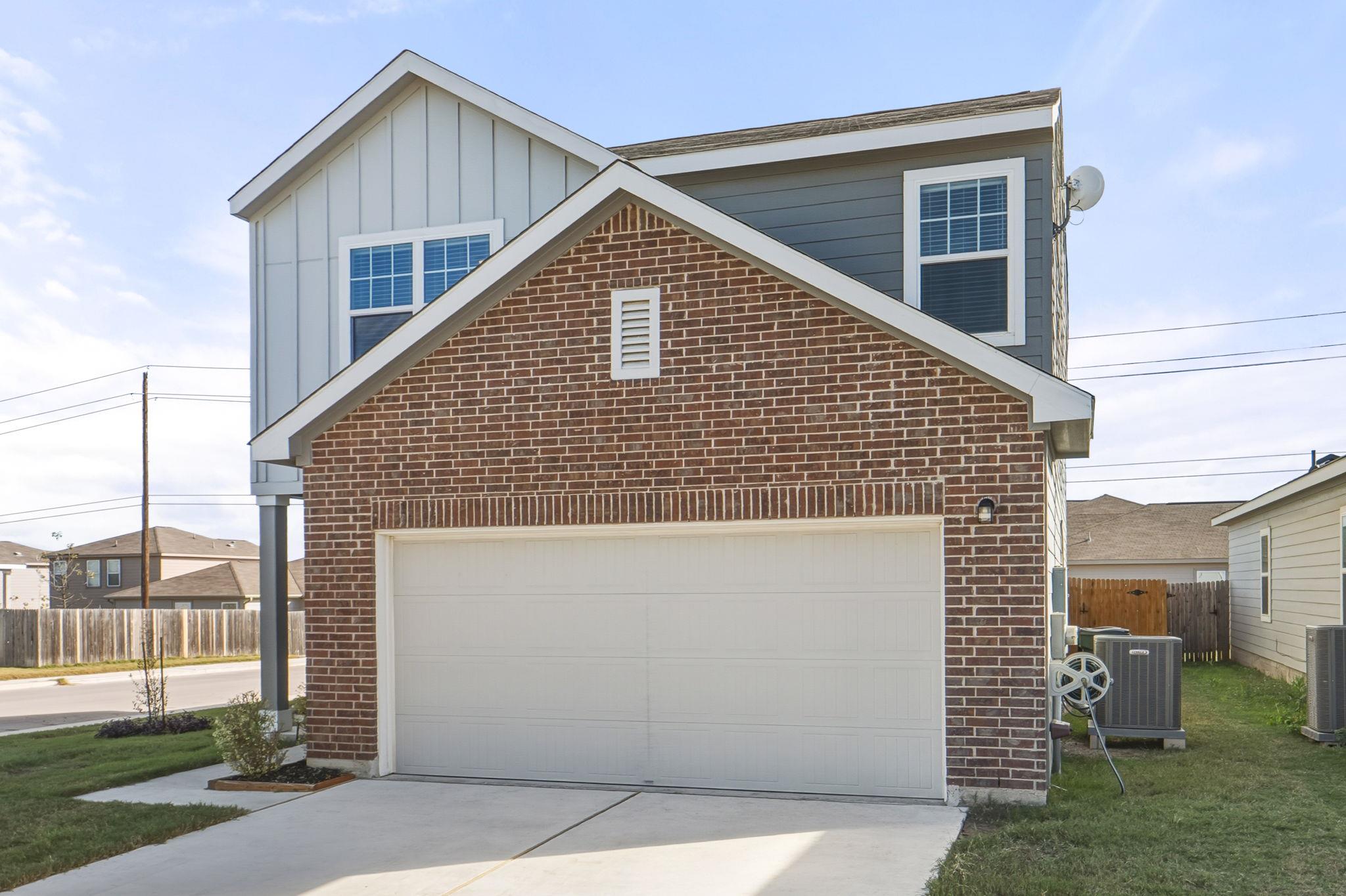 201 Wonderful Life Way, Jarrell, TX 76537