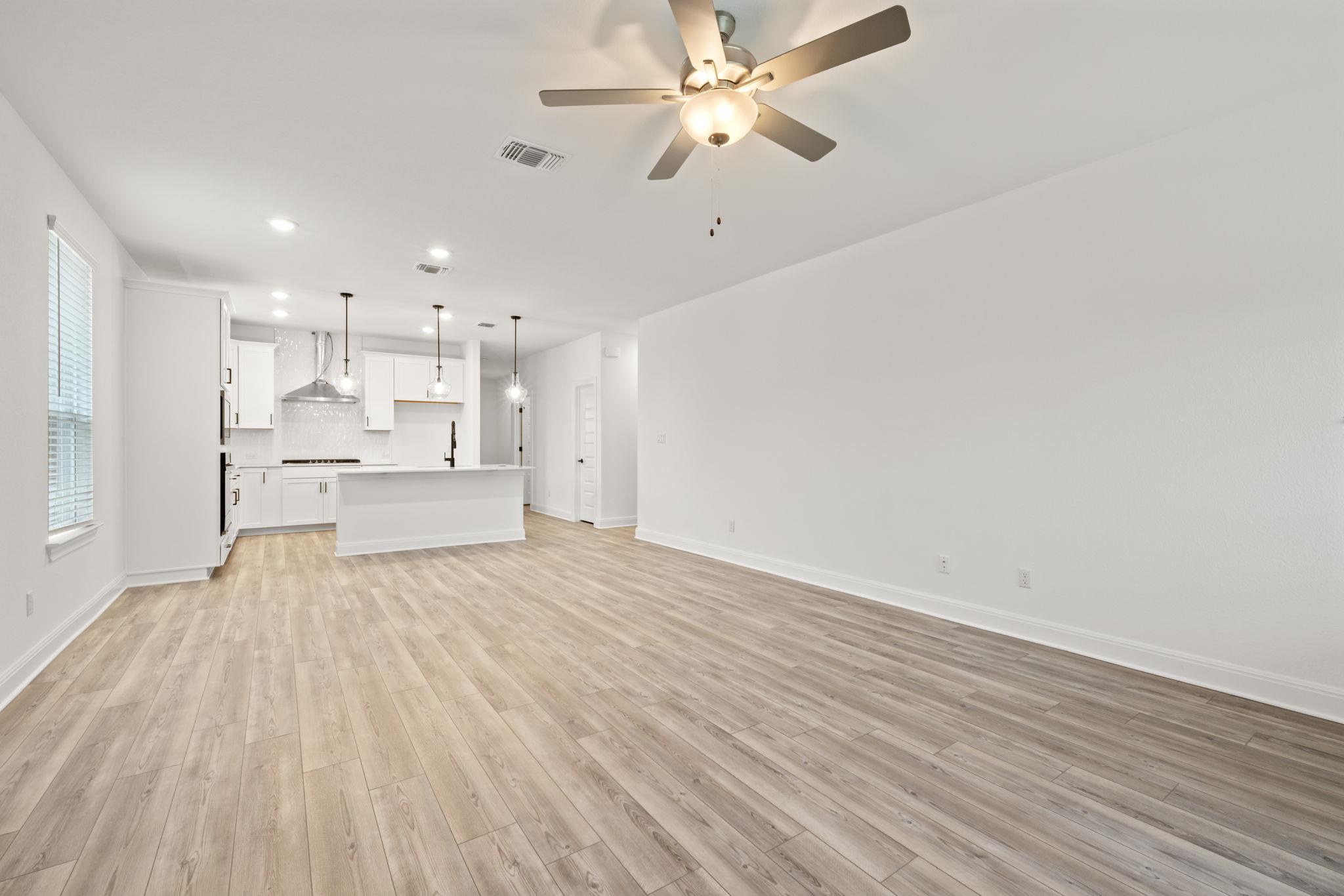 13401 Cerro Castellan Trce, Manor, TX 78653