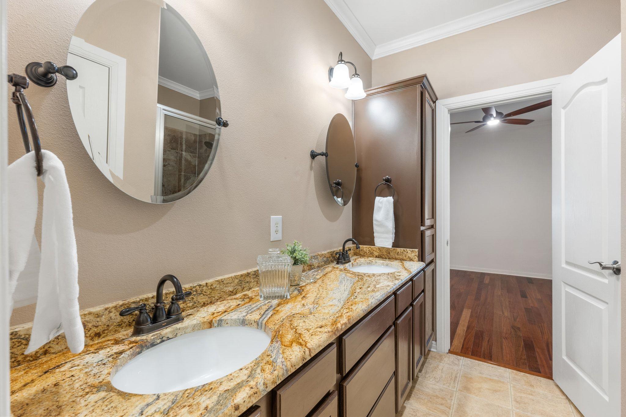 6801 Beckett Rd # 134L, Austin, TX 78749