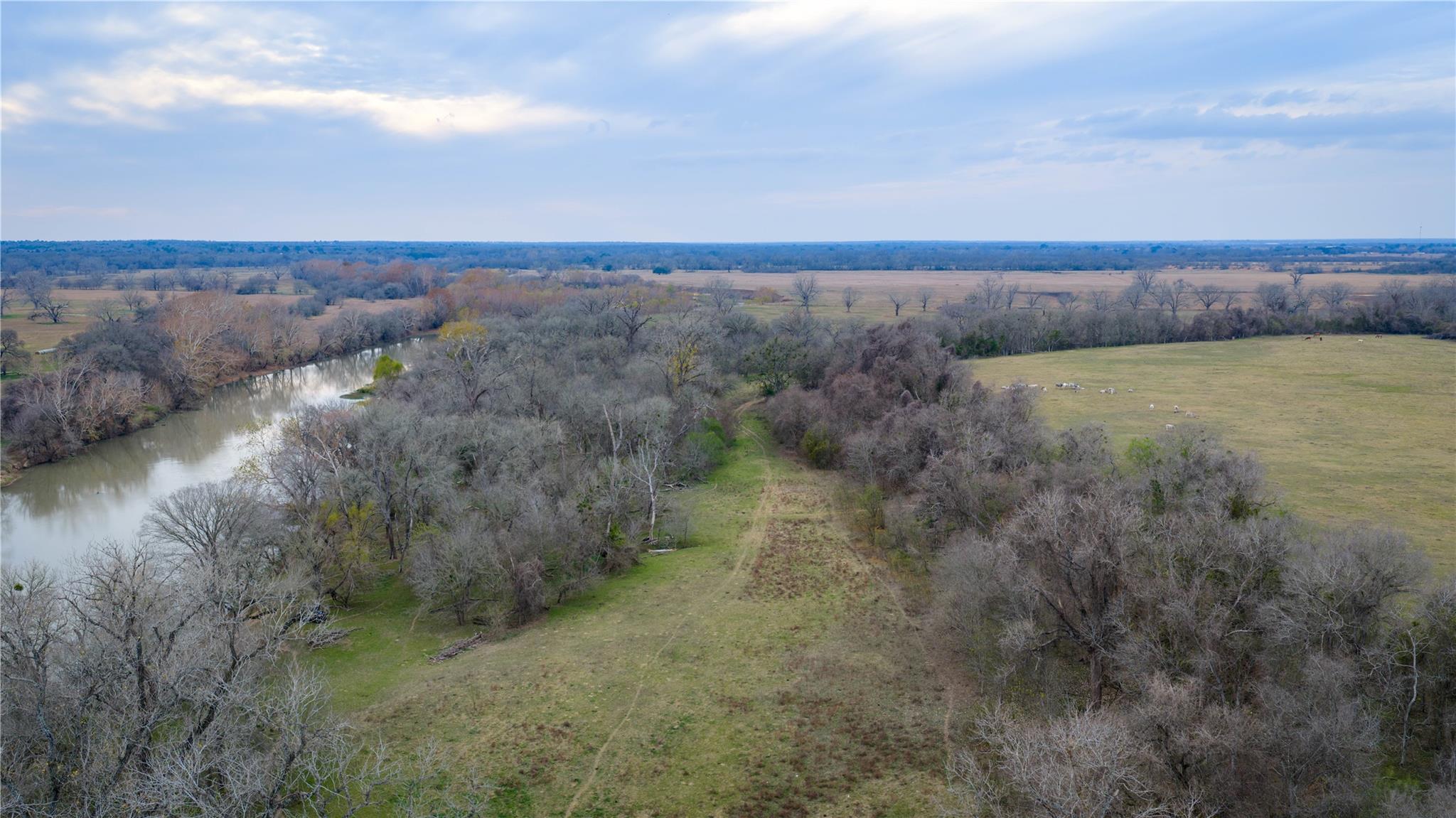 218 Brody Ln, Bastrop, TX 78602