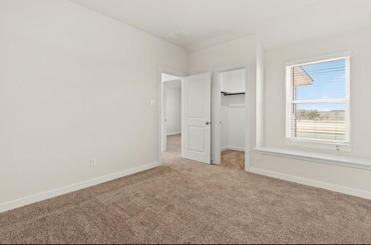 160 Biscayne Dr, Kyle, TX 78640