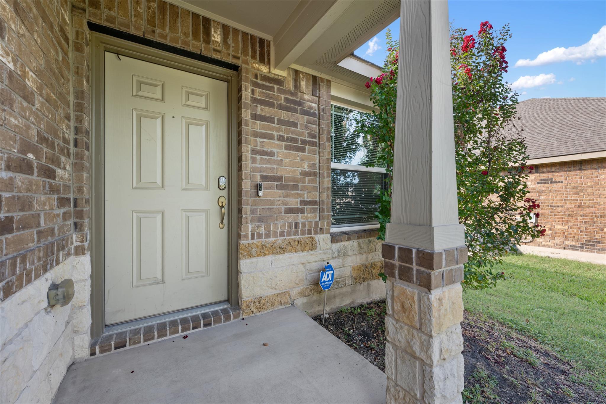 5641 Sacco St, Round Rock, TX 78665