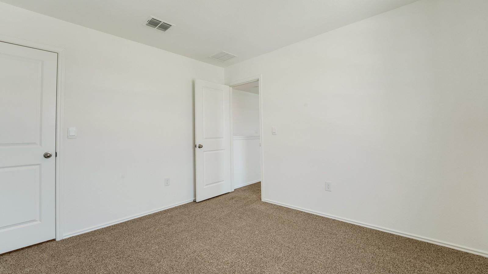 12110 Pike Bnd, Mustang Ridge, TX 78610