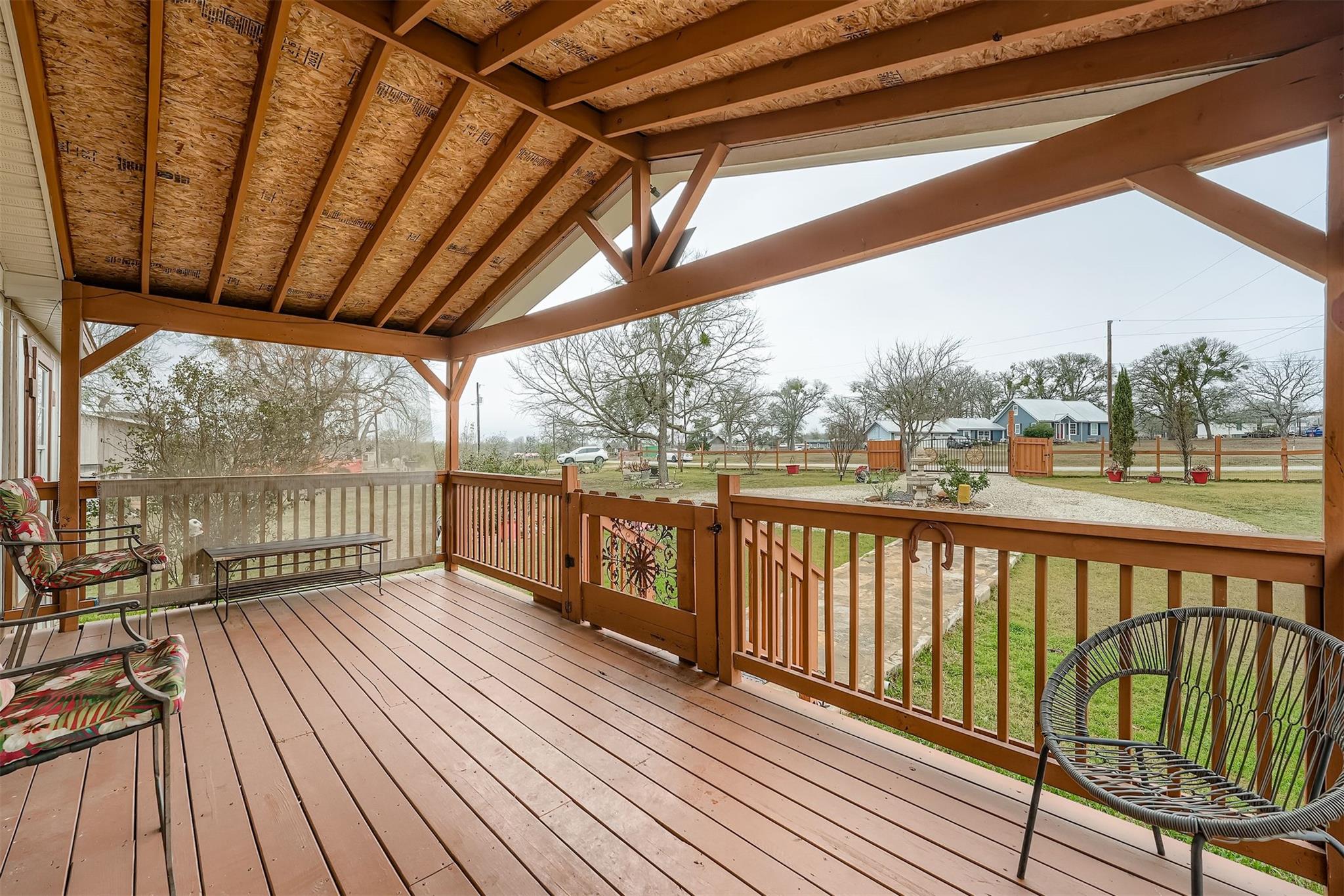 145 Alyssa Loop, Bastrop, TX 78602