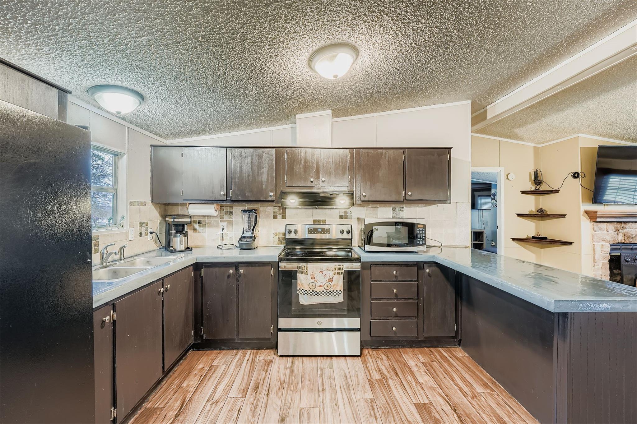 145 Alyssa Loop, Bastrop, TX 78602