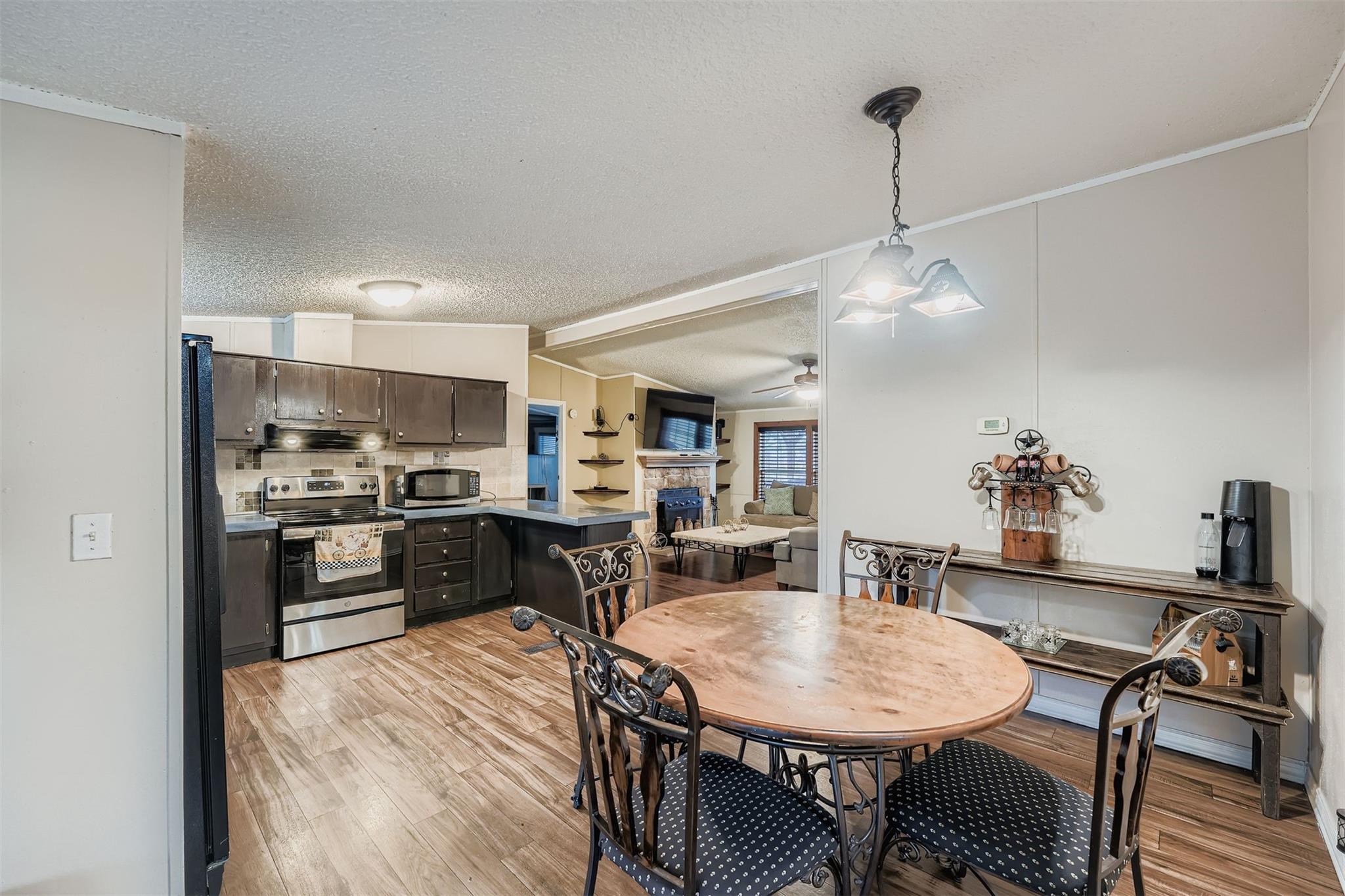 145 Alyssa Loop, Bastrop, TX 78602