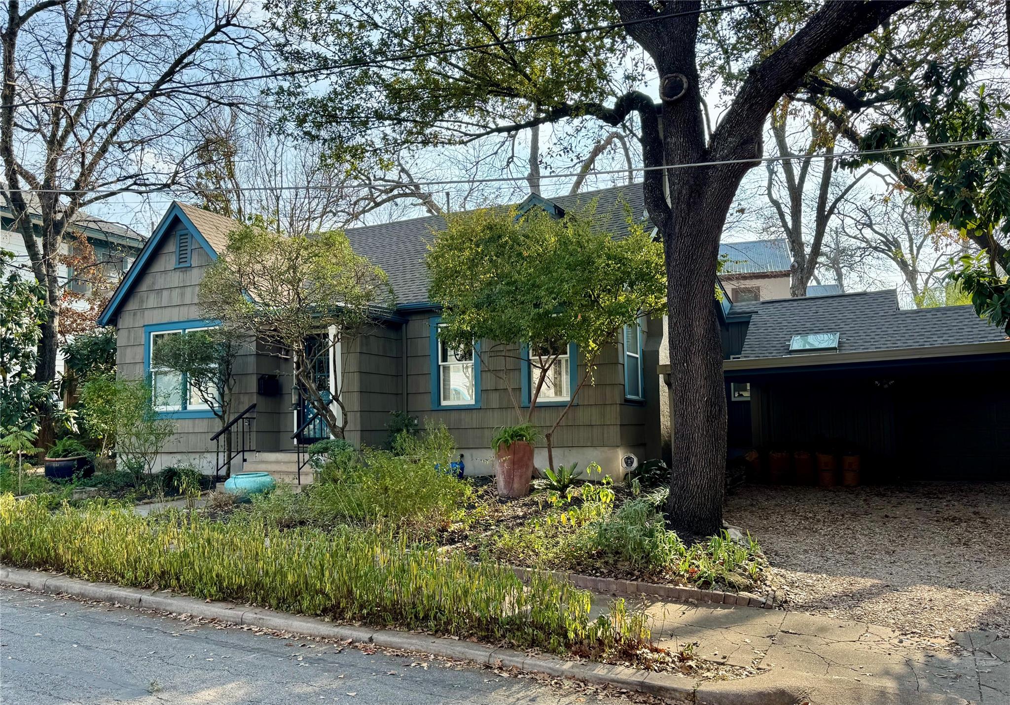 807 Leonard St, Austin, TX 78705