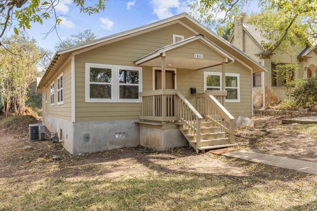 1801 Travis Heights Blvd, Austin, TX 78704