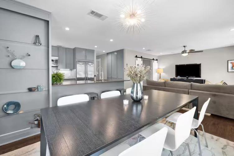 1809 W 10th St, Austin, TX 78703