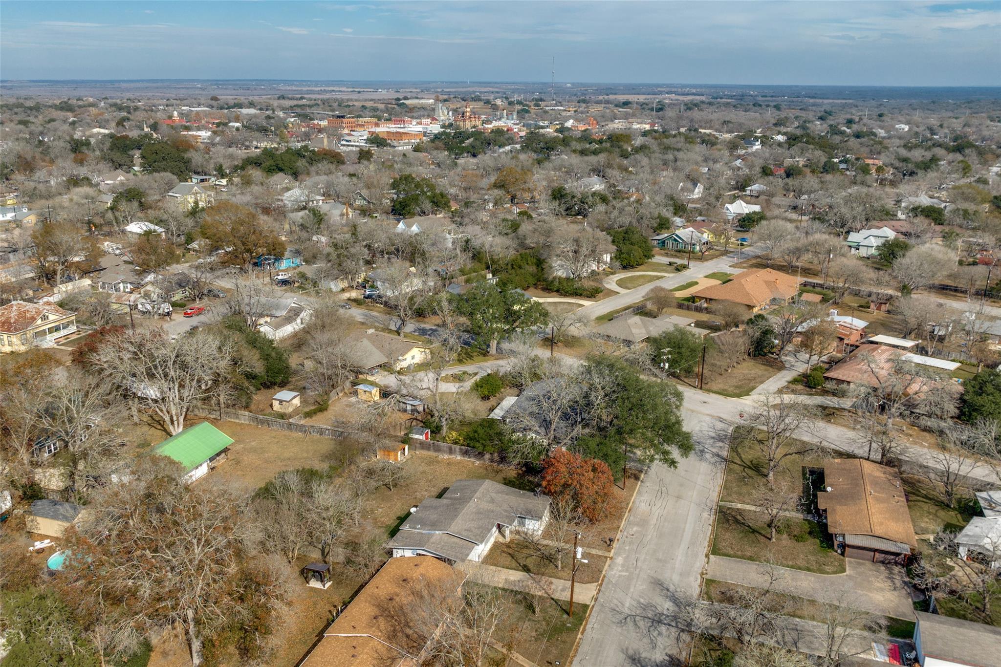 705 Campbell St, Lockhart, TX 78644