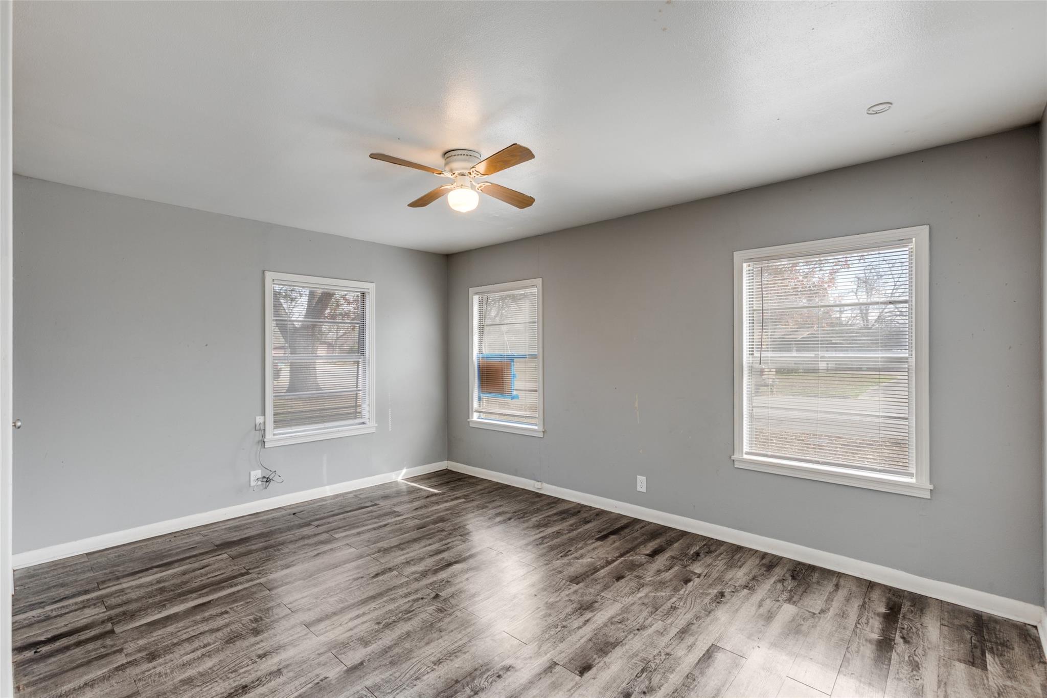 705 Campbell St, Lockhart, TX 78644