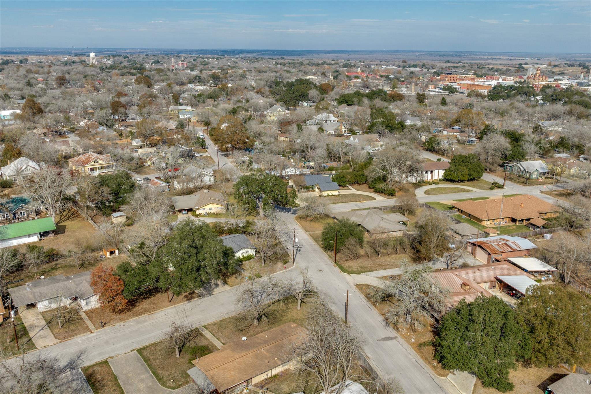 705 Campbell St, Lockhart, TX 78644