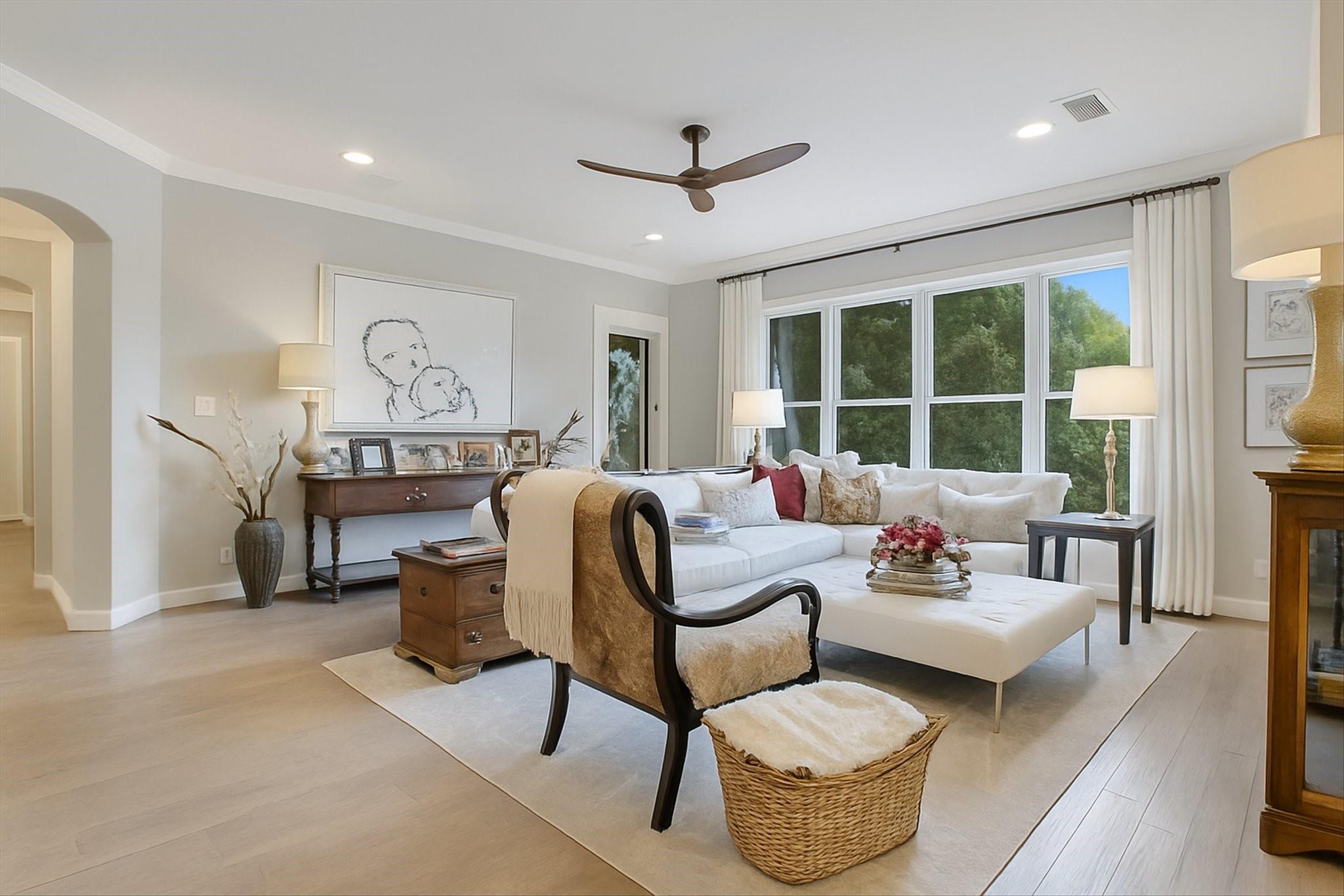 2201 Far Gallant, Austin, TX 78746