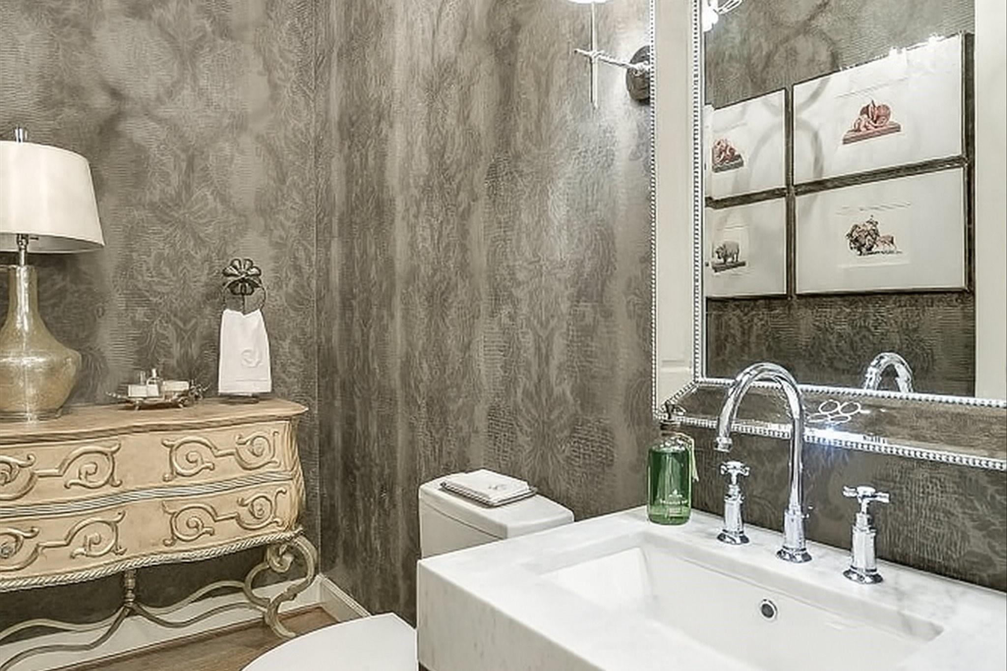 2201 Far Gallant, Austin, TX 78746