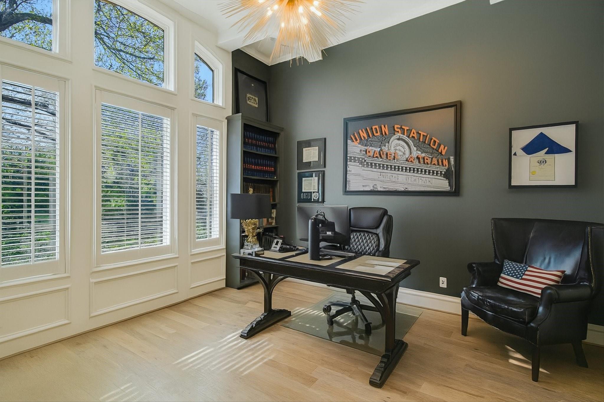 2201 Far Gallant, Austin, TX 78746