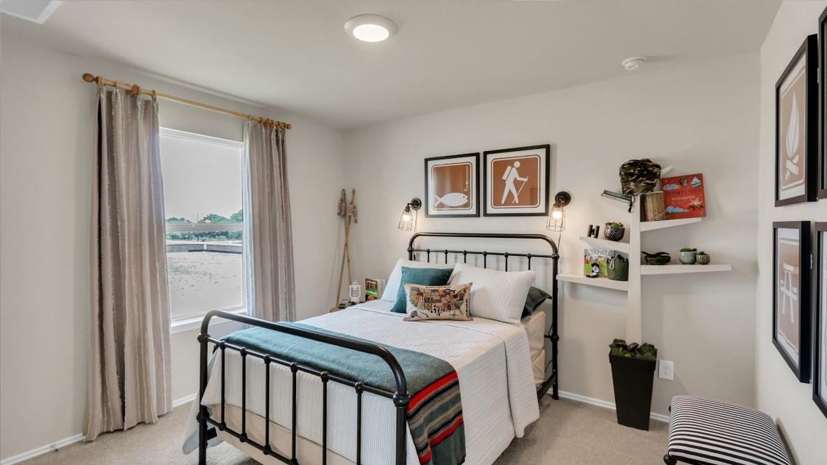 12116 Pike Bnd, Mustang Ridge, TX 78610