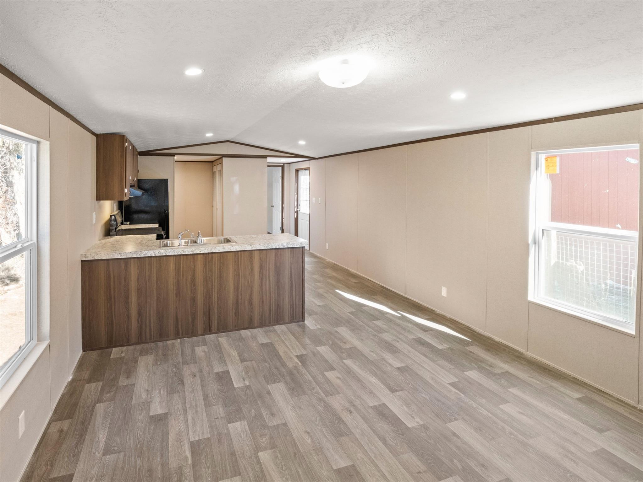 7214 Comstock Cv, Lago Vista, TX 78645