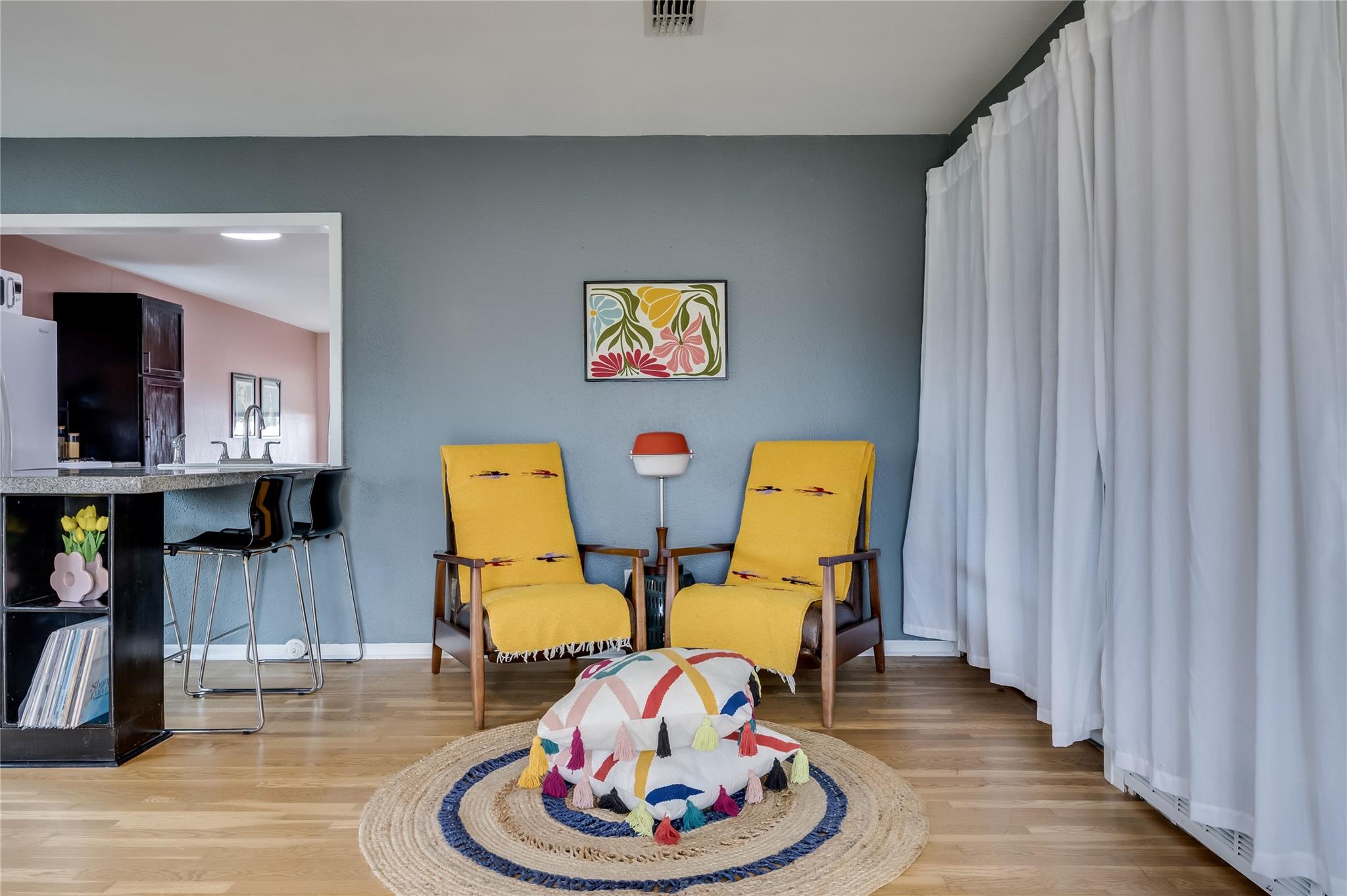 1724 Hillcrest Ln, Austin, TX 78721