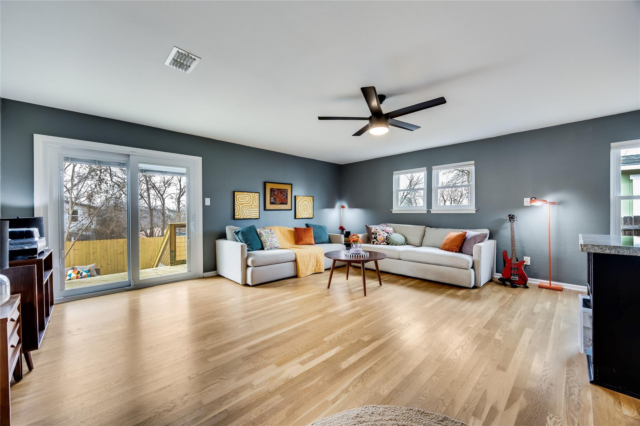 1724 Hillcrest Ln, Austin, TX 78721