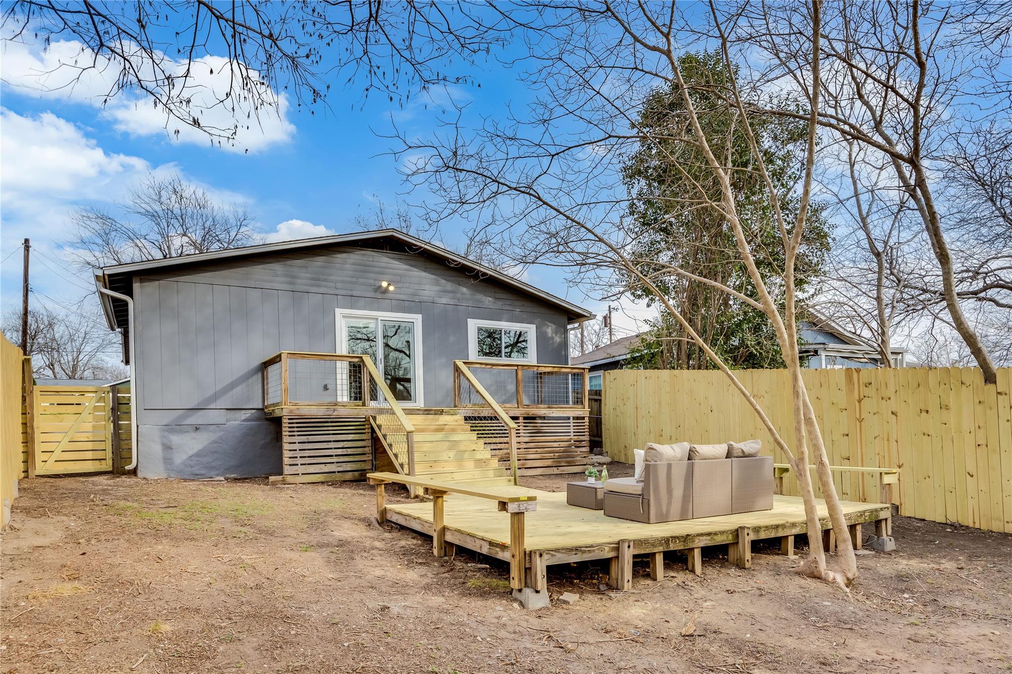 1724 Hillcrest Ln, Austin, TX 78721