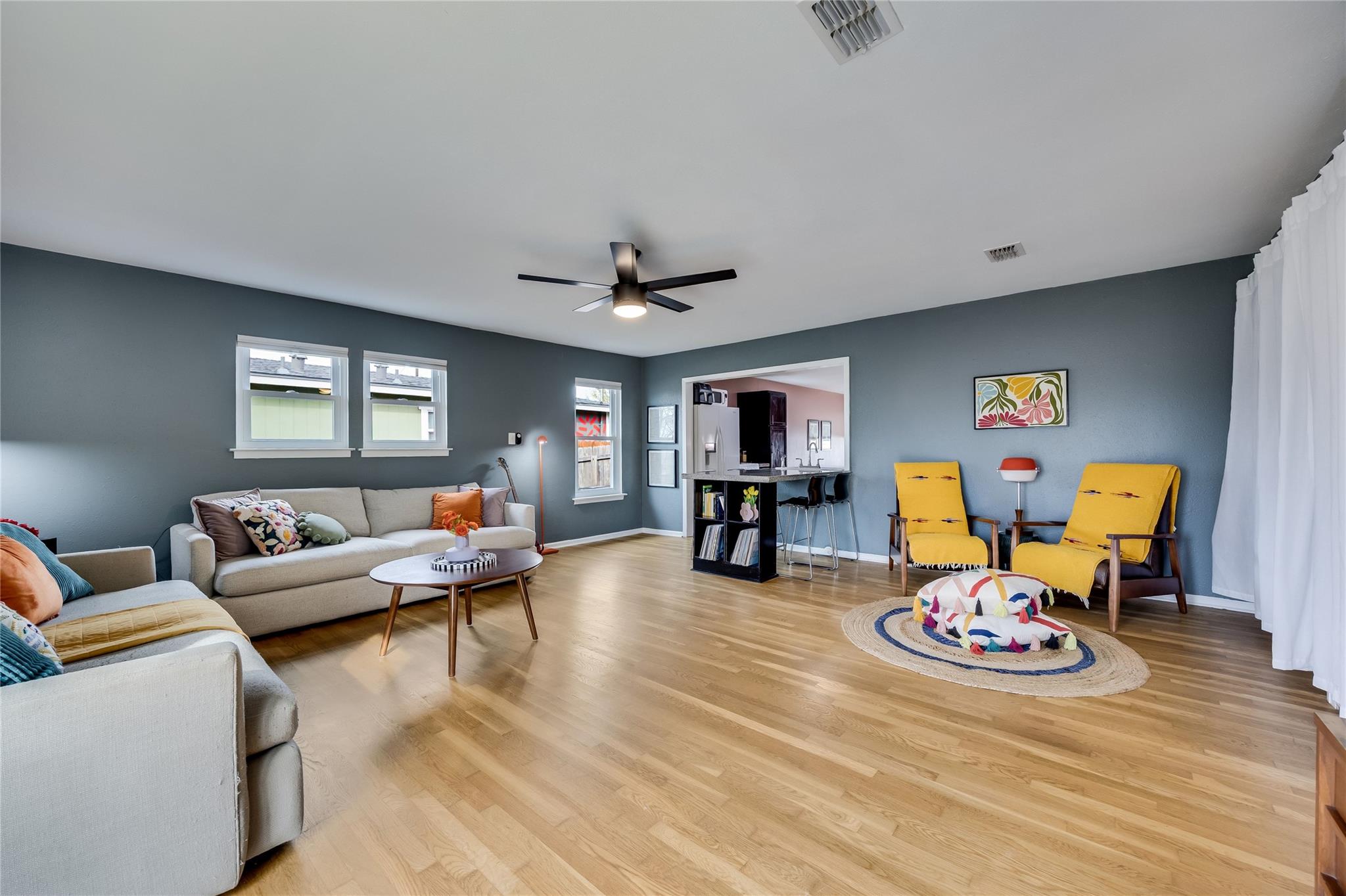 1724 Hillcrest Ln, Austin, TX 78721