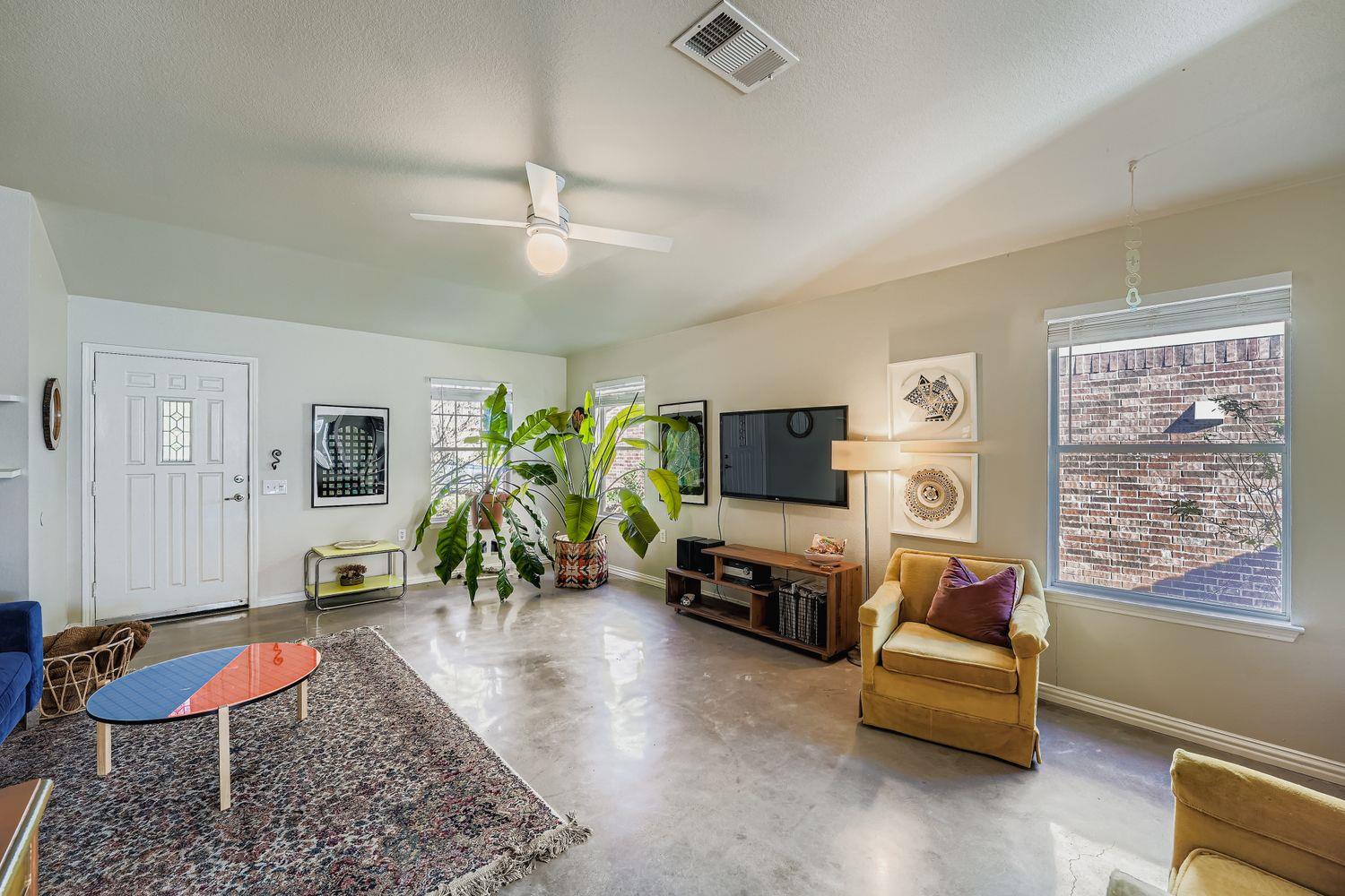 5201 Park At Woodlands Dr, Austin, TX 78724