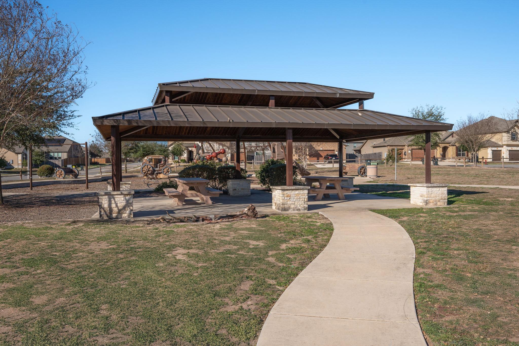 185 Six Shooter Dr, Kyle, TX 78640