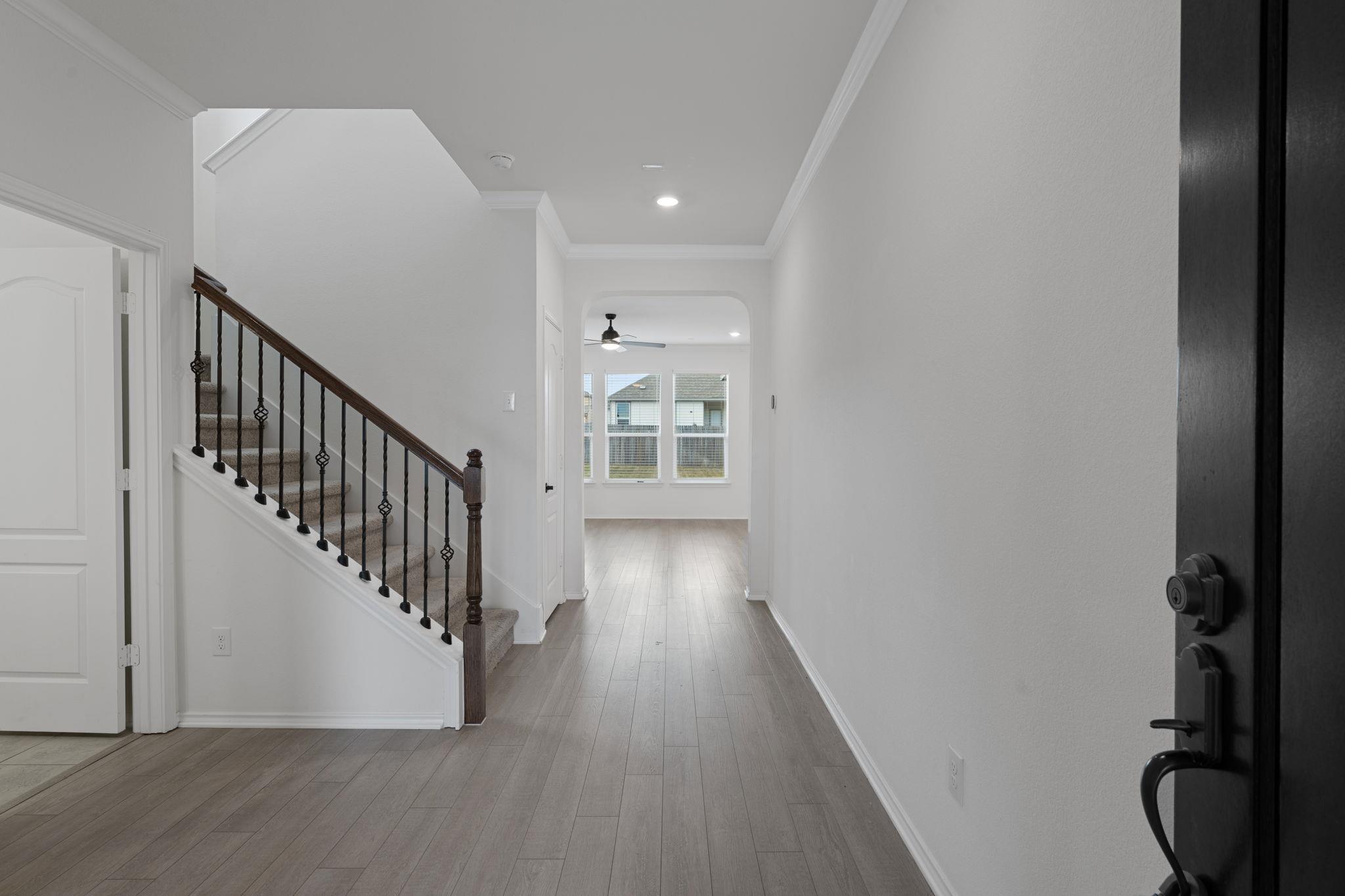 185 Six Shooter Dr, Kyle, TX 78640