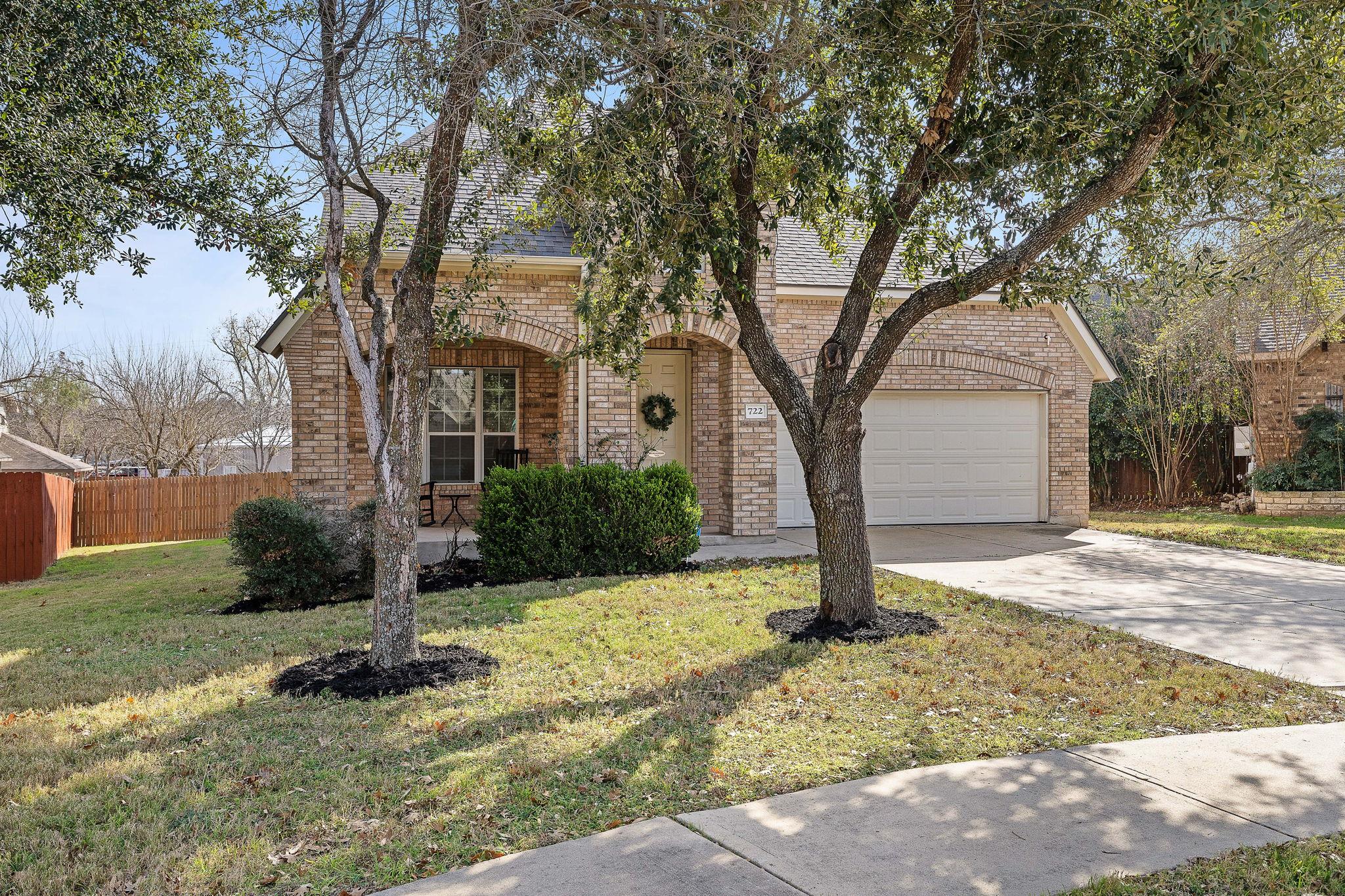 722 Tom Kite Dr, Round Rock, TX 78664